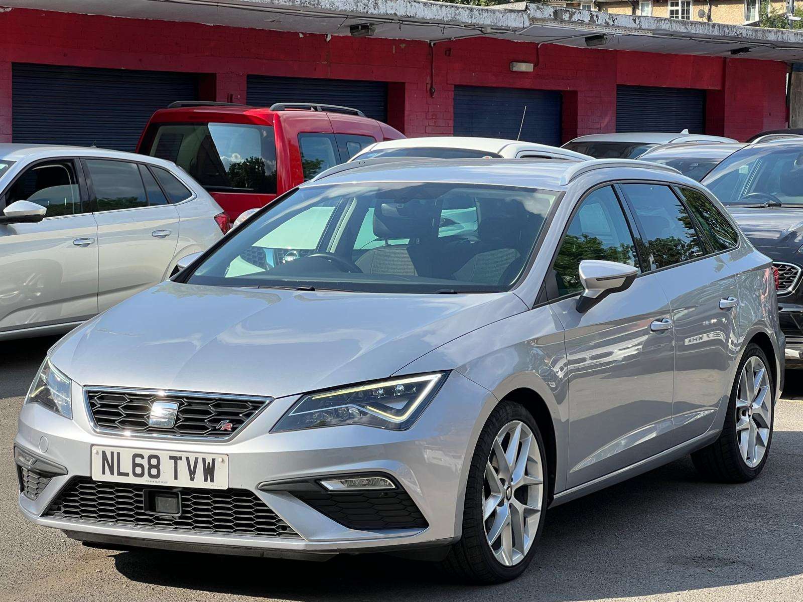 A 2018 SEAT LEON 1.4 TSI FR Technology ST 5dr Petrol Manual Euro 6 (s/s) (125 ps) A 2018 SEAT LEON 1.4 TSI FR Technology ST 5dr Petrol Manual Euro 6 (s/s) (125 ps)