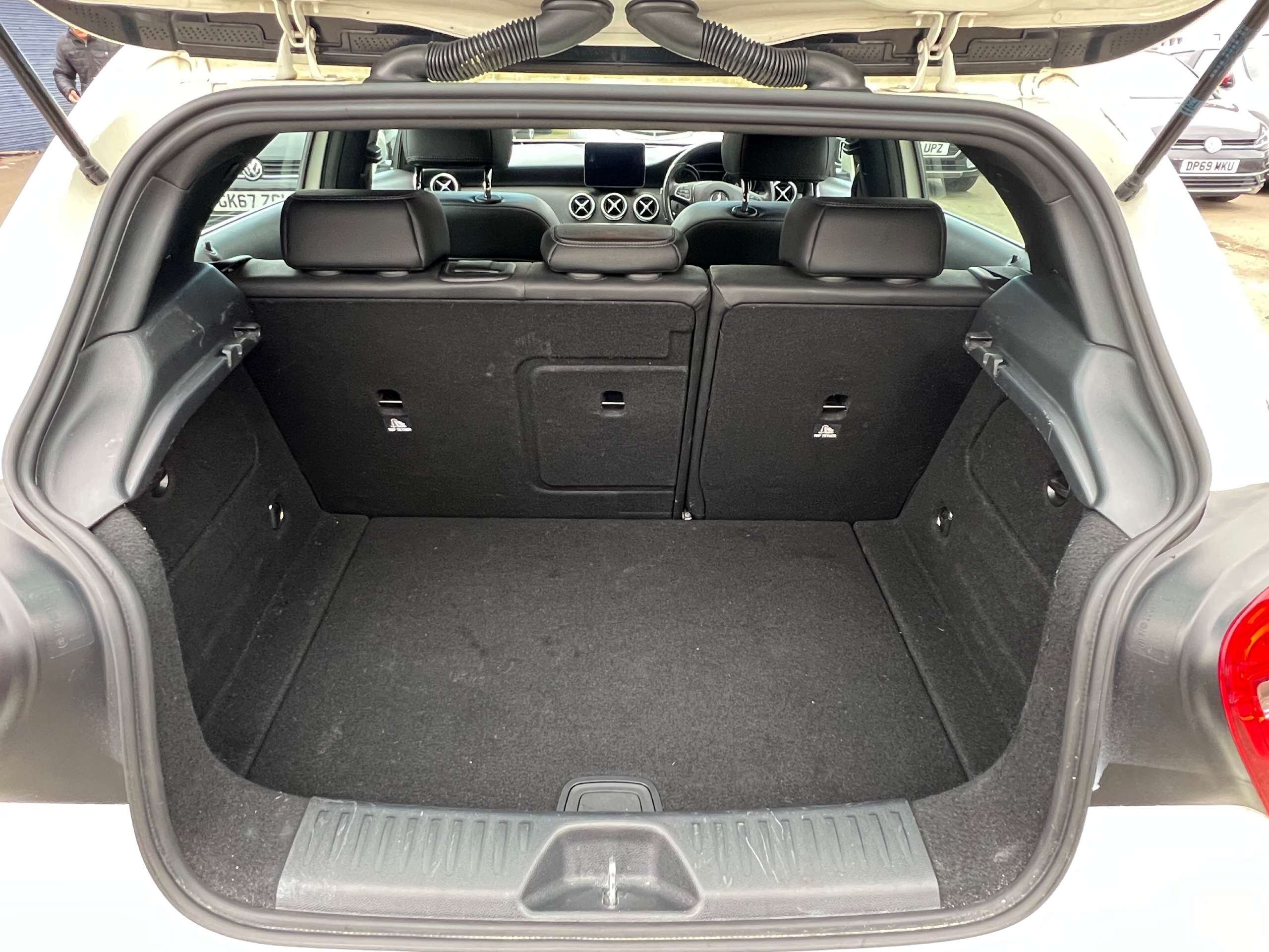 2017 MERCEDES-BENZ A CLASS 2017 MERCEDES-BENZ A CLASS