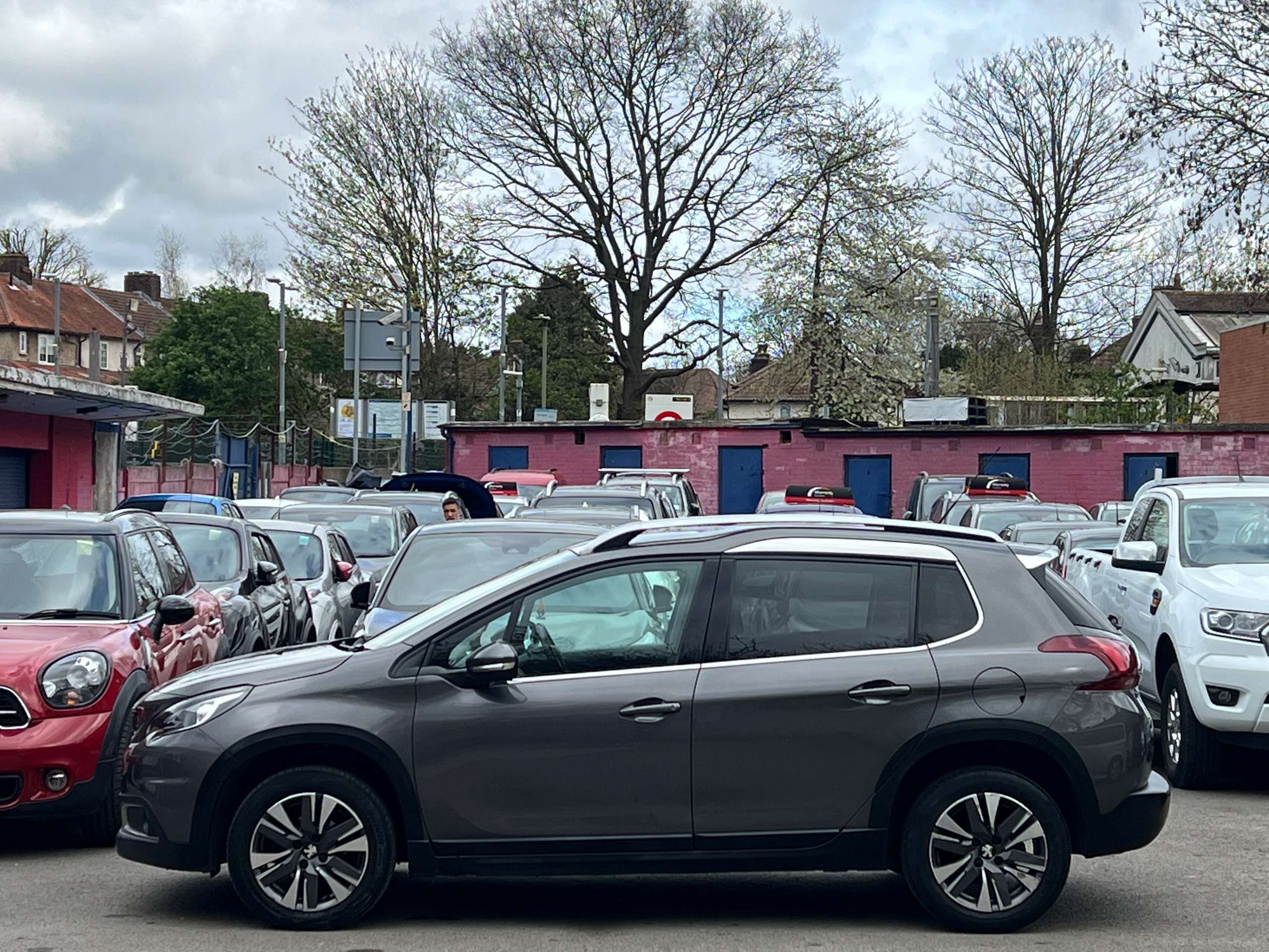 A 2018 PEUGEOT 2008 1.2 PureTech Allure SUV 5dr Petrol Manual Euro 6 (s/s) (82 ps) A 2018 PEUGEOT 2008 1.2 PureTech Allure SUV 5dr Petrol Manual Euro 6 (s/s) (82 ps)