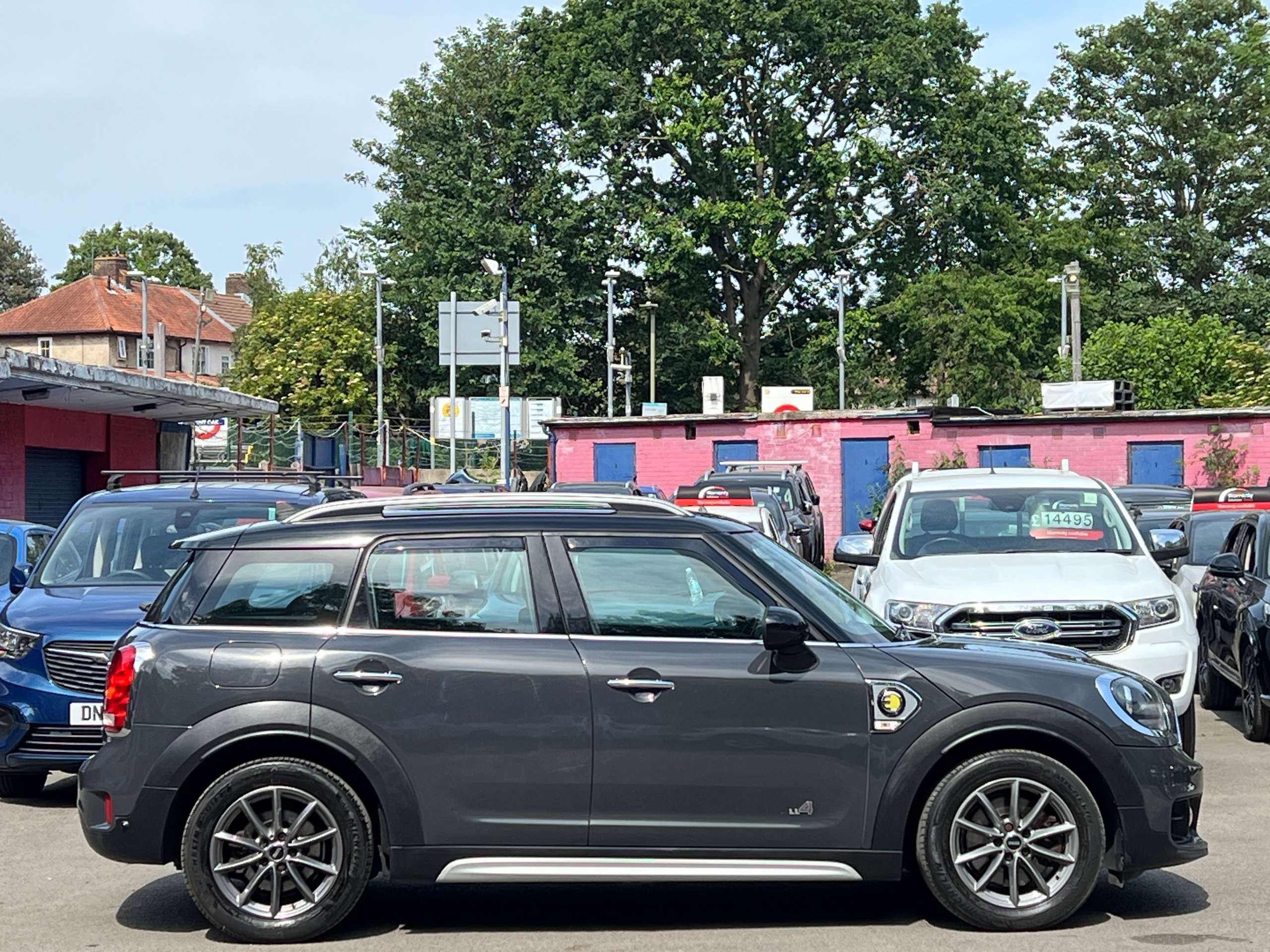 2017 MINI COUNTRYMAN 2017 MINI COUNTRYMAN