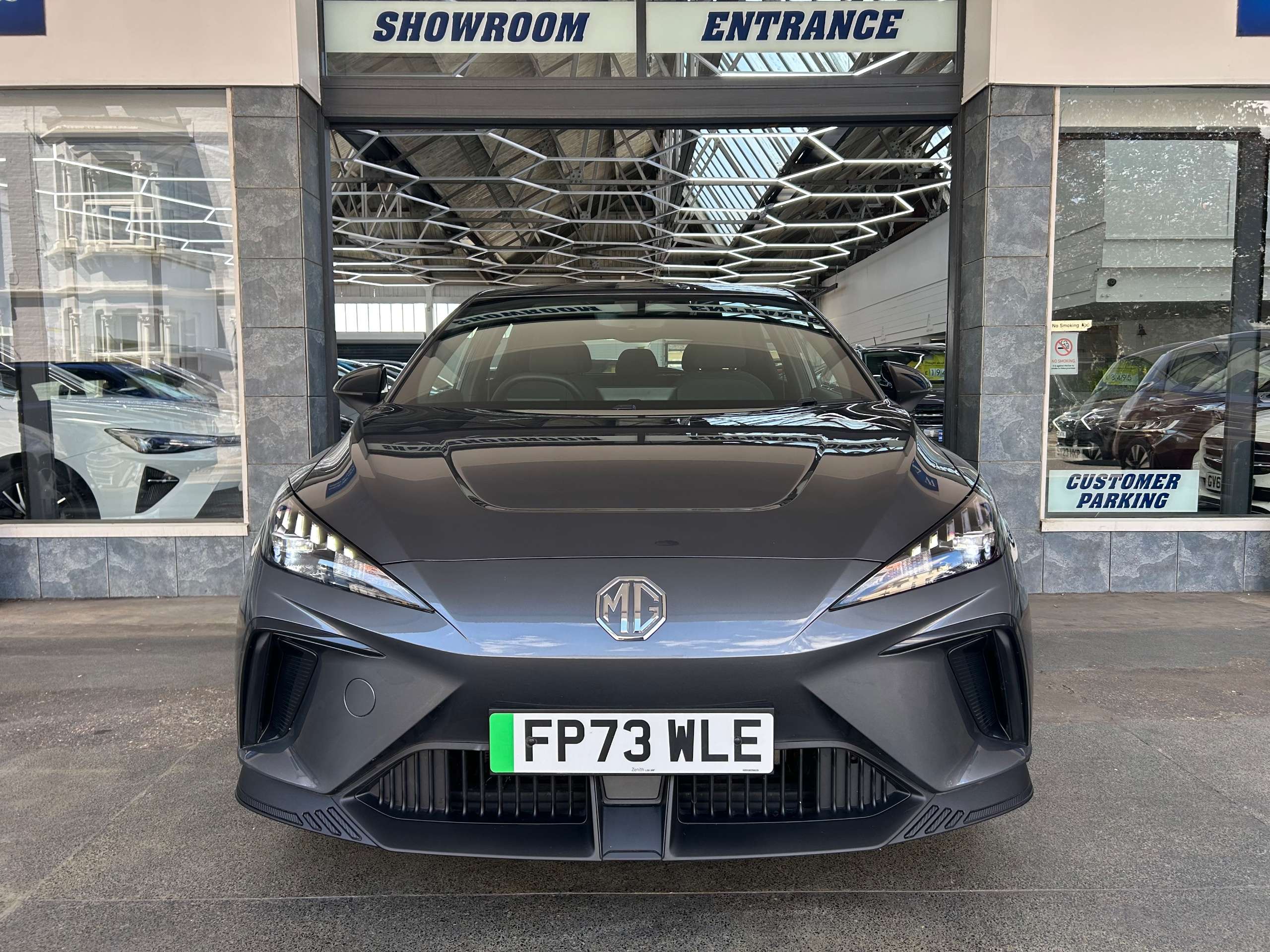 A 2024 MG MG4 51kWh SE Hatchback Electric Auto (170 ps) 5dr A 2024 MG MG4 51kWh SE Hatchback Electric Auto (170 ps) 5dr