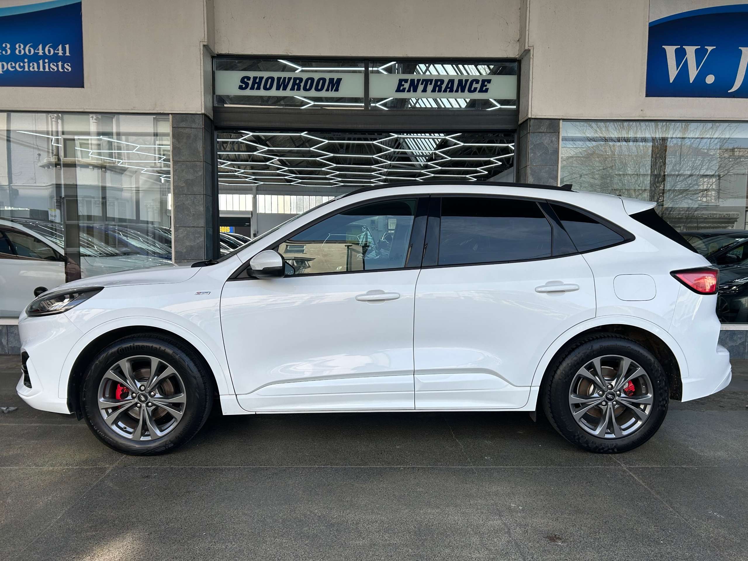 A 2020 FORD KUGA 1.5 EcoBlue ST-Line SUV Diesel Manual Euro 6 (s/s) (120 ps) 5dr A 2020 FORD KUGA 1.5 EcoBlue ST-Line SUV Diesel Manual Euro 6 (s/s) (120 ps) 5dr
