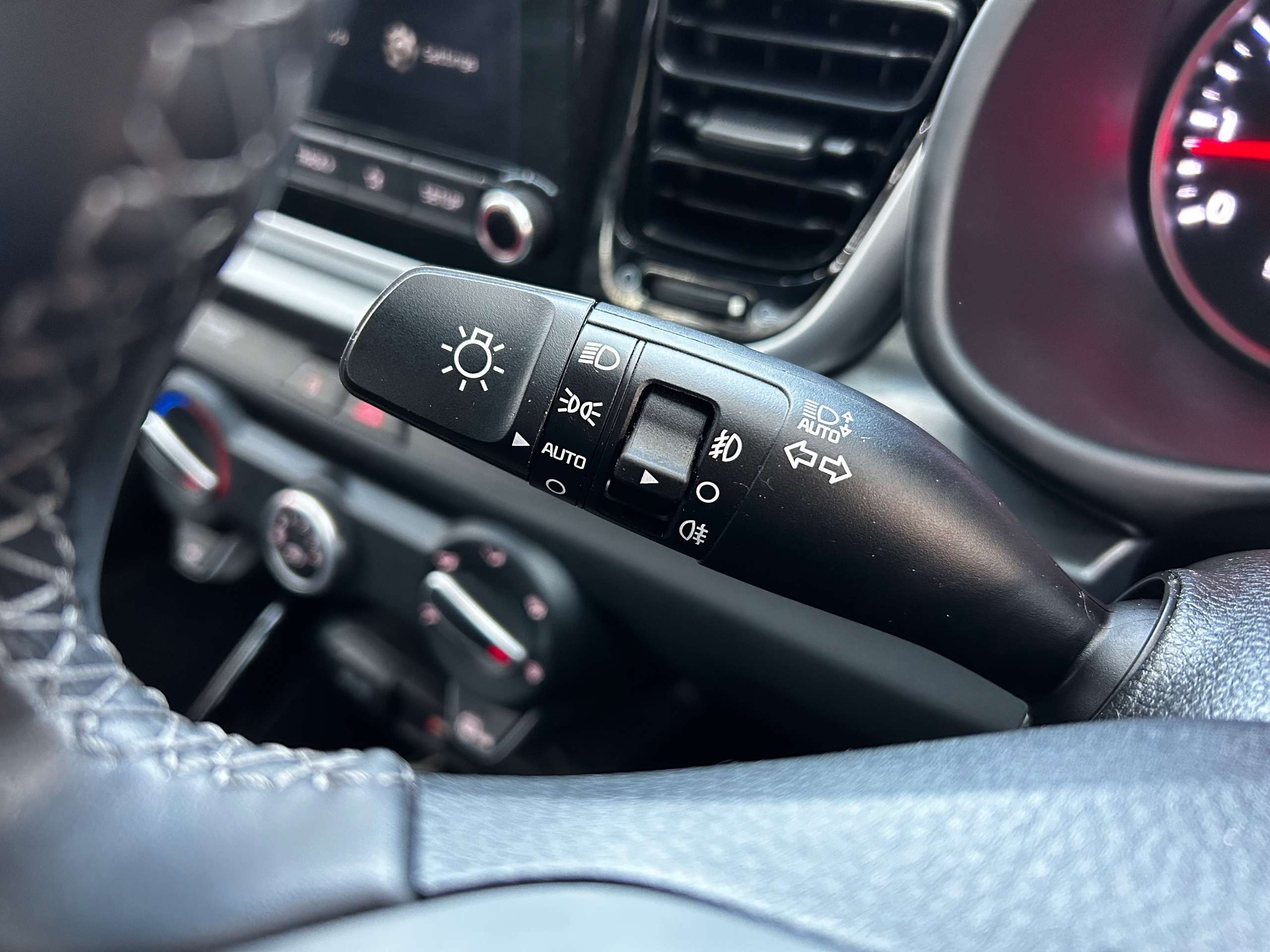 2023 KIA RIO 2023 KIA RIO