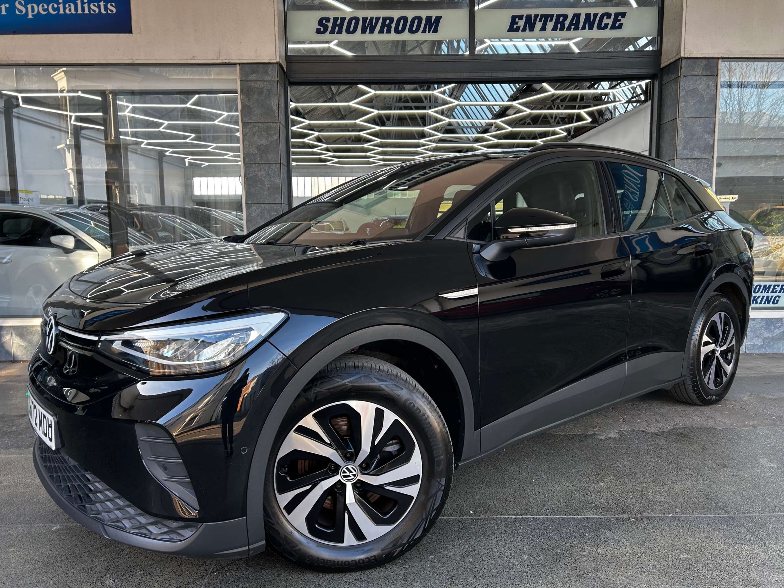 A 2022 VOLKSWAGEN ID.4 Pure 52kWh Life SUV Electric Auto (148 ps) 5dr A 2022 VOLKSWAGEN ID.4 Pure 52kWh Life SUV Electric Auto (148 ps) 5dr