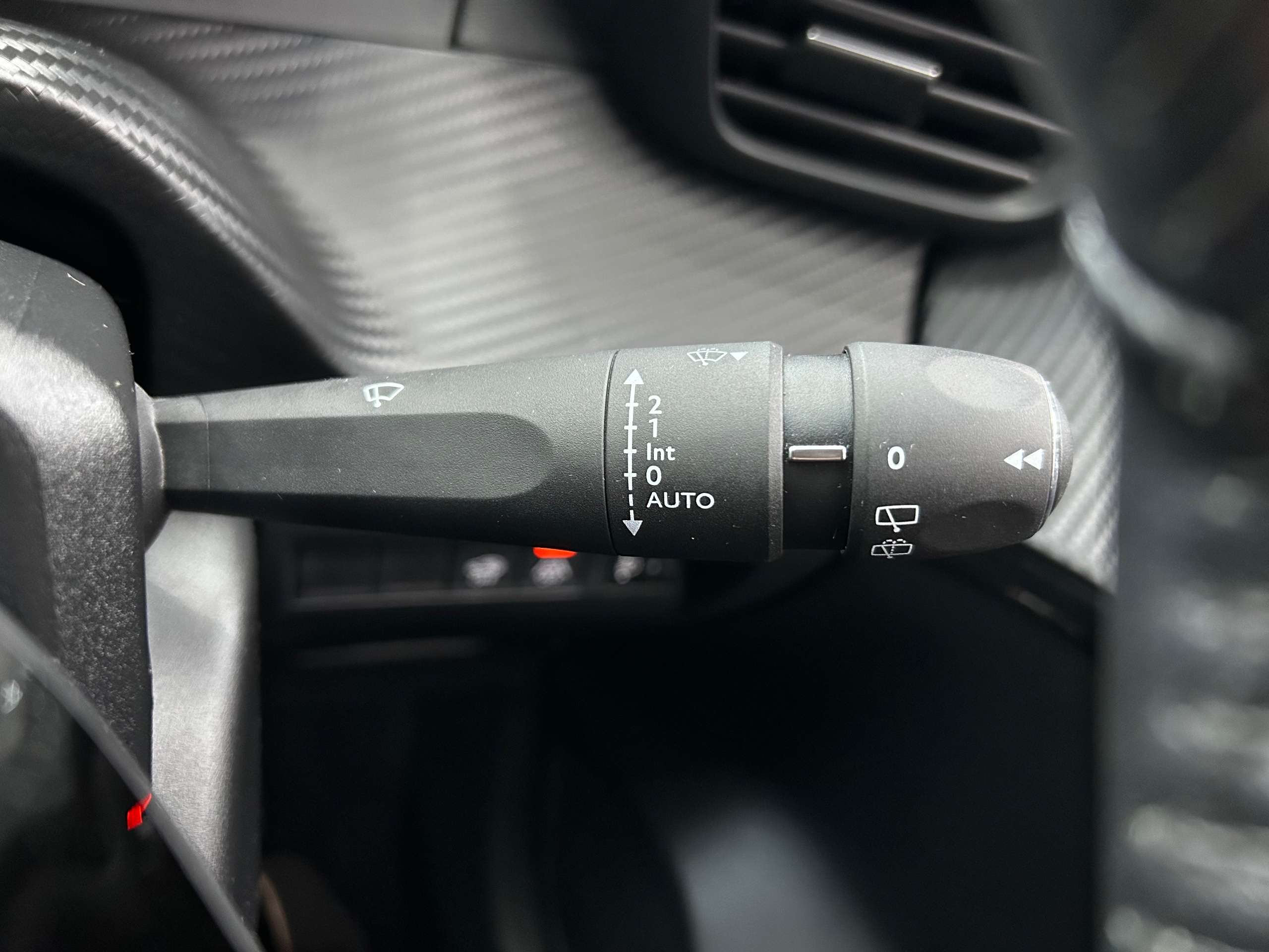 2021 PEUGEOT 208 2021 PEUGEOT 208