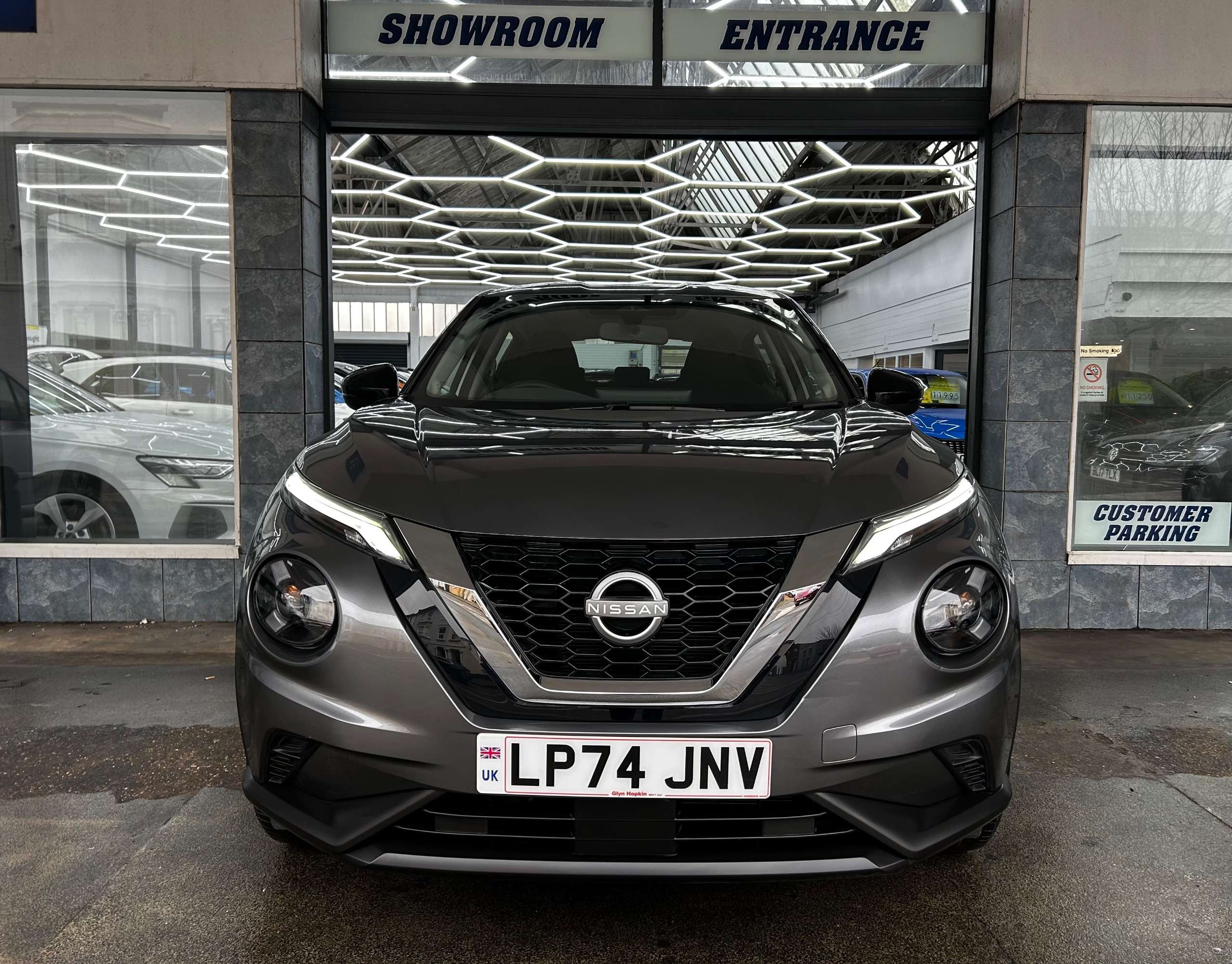 A 2025 NISSAN JUKE 1.0 DIG-T Acenta Premium SUV Petrol DCT Auto Euro 6 (s/s) (114 ps) 5dr A 2025 NISSAN JUKE 1.0 DIG-T Acenta Premium SUV Petrol DCT Auto Euro 6 (s/s) (114 ps) 5dr