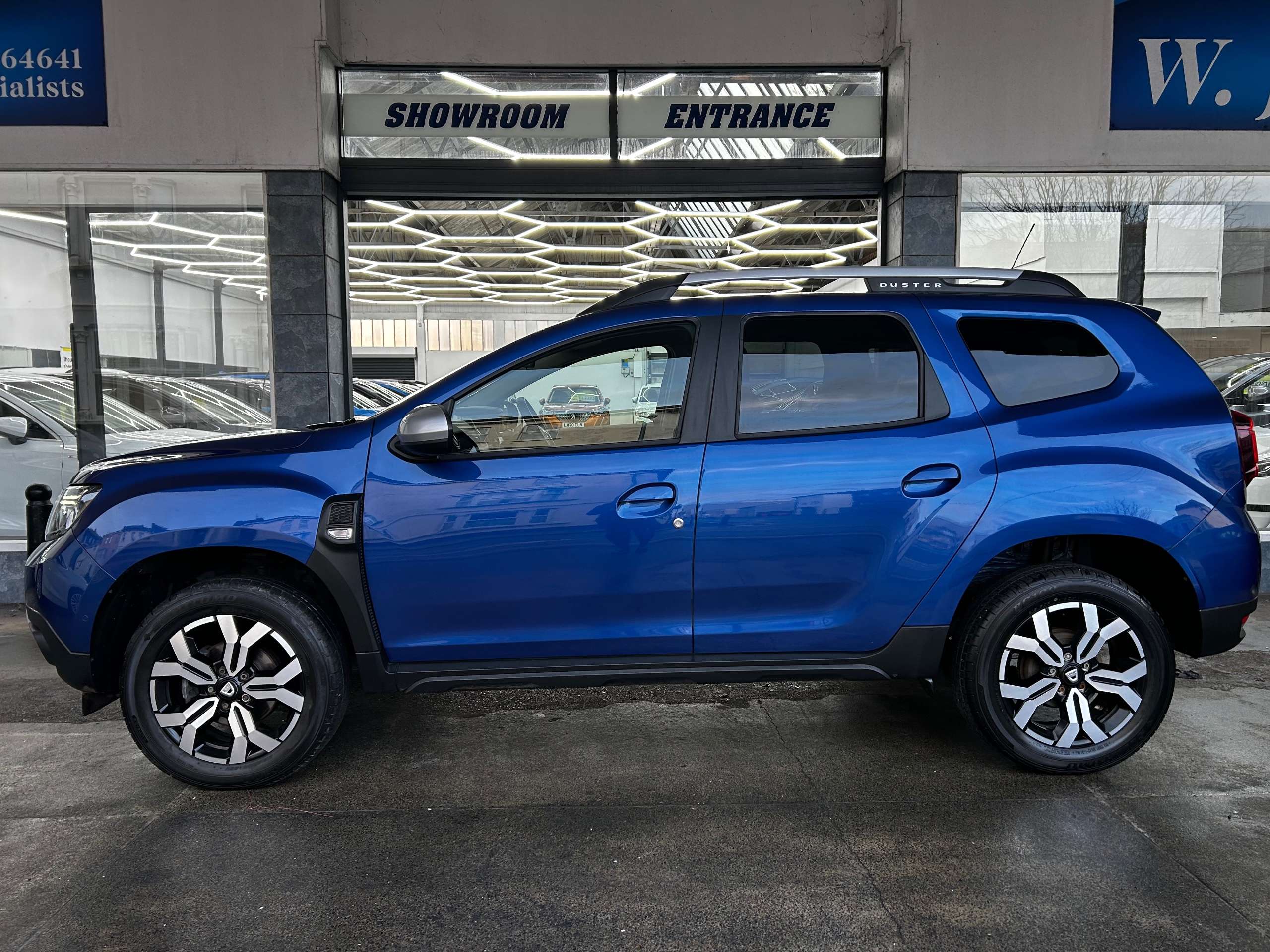A 2022 DACIA DUSTER 1.3 TCe Prestige SUV Petrol Manual Euro 6 (s/s) (130 ps) 5dr A 2022 DACIA DUSTER 1.3 TCe Prestige SUV Petrol Manual Euro 6 (s/s) (130 ps) 5dr