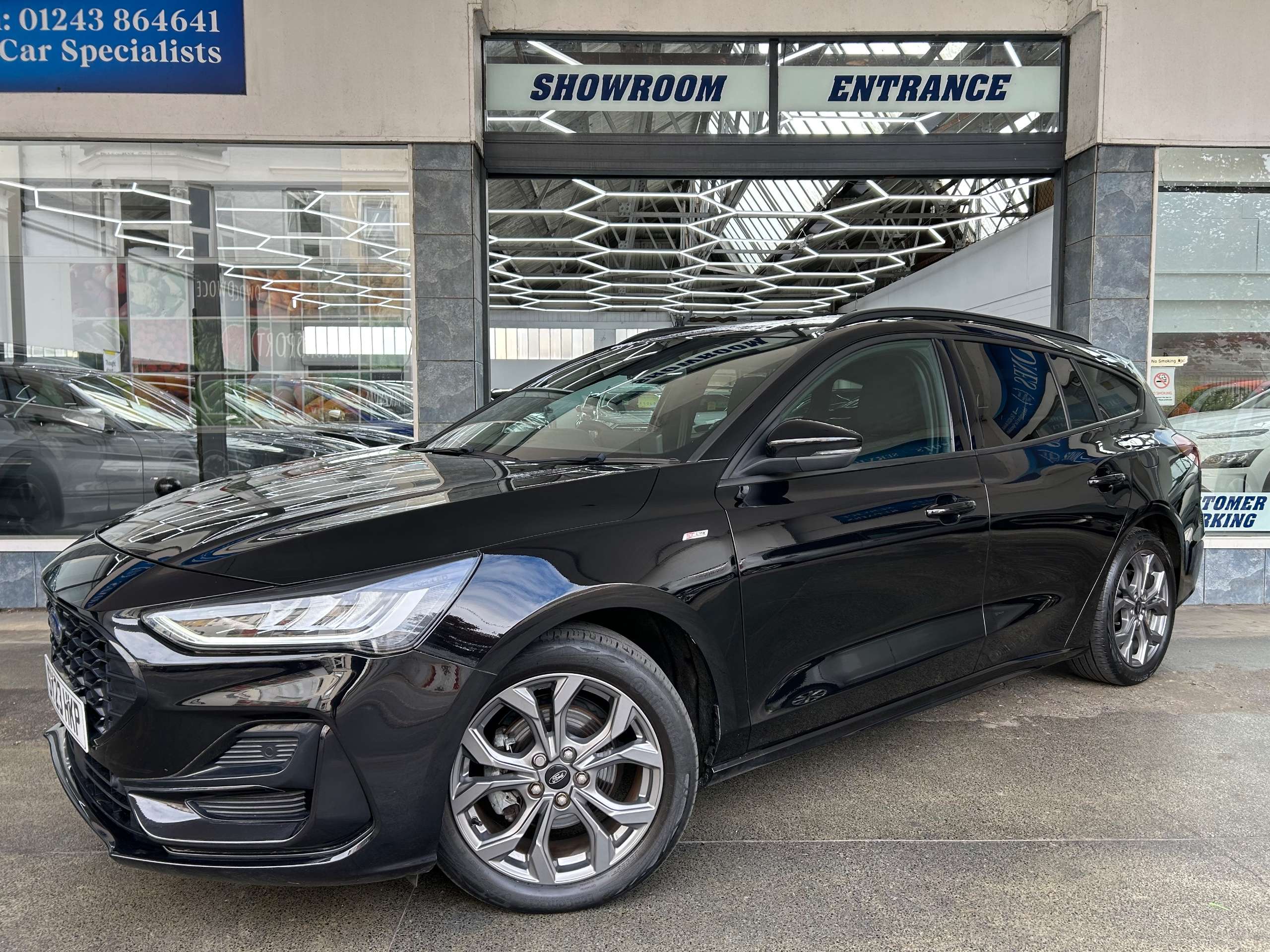A 2023 FORD FOCUS 1.0T EcoBoost MHEV ST-Line Estate Petrol Hybrid DCT Euro 6 (s/s) (125 ps) 5dr A 2023 FORD FOCUS 1.0T EcoBoost MHEV ST-Line Estate Petrol Hybrid DCT Euro 6 (s/s) (125 ps) 5dr