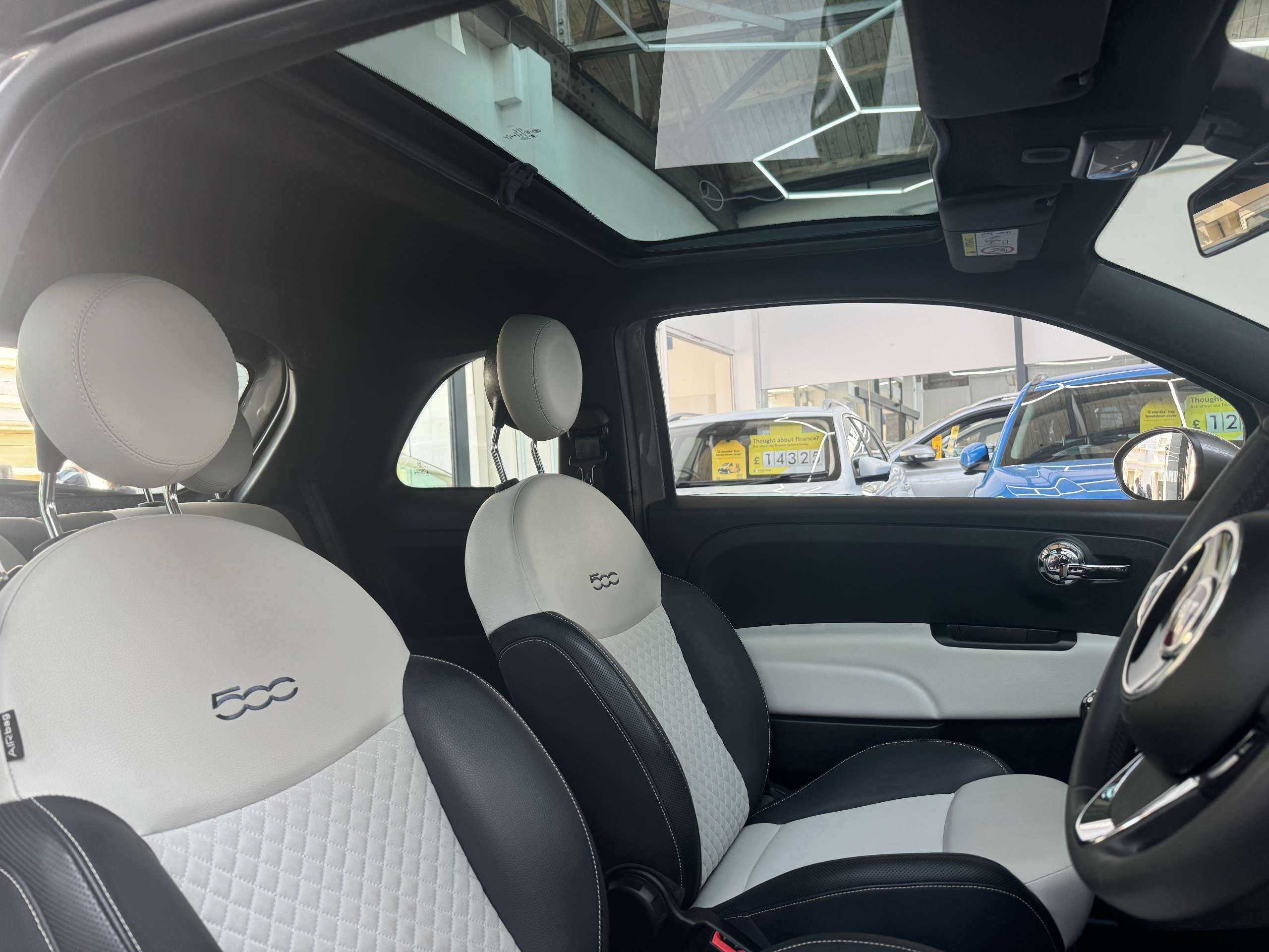 2022 FIAT 500 2022 FIAT 500