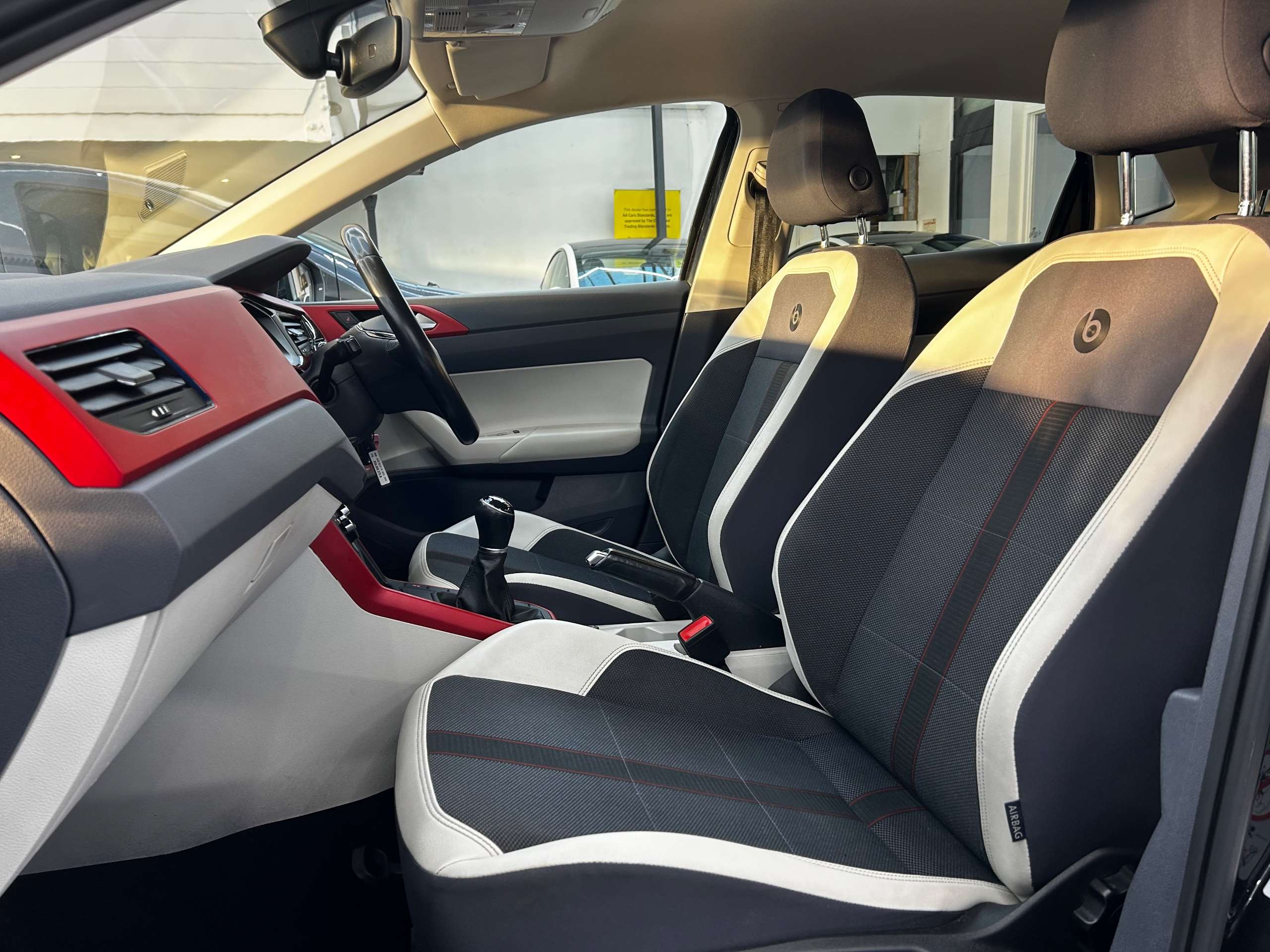 2018 VOLKSWAGEN POLO 2018 VOLKSWAGEN POLO