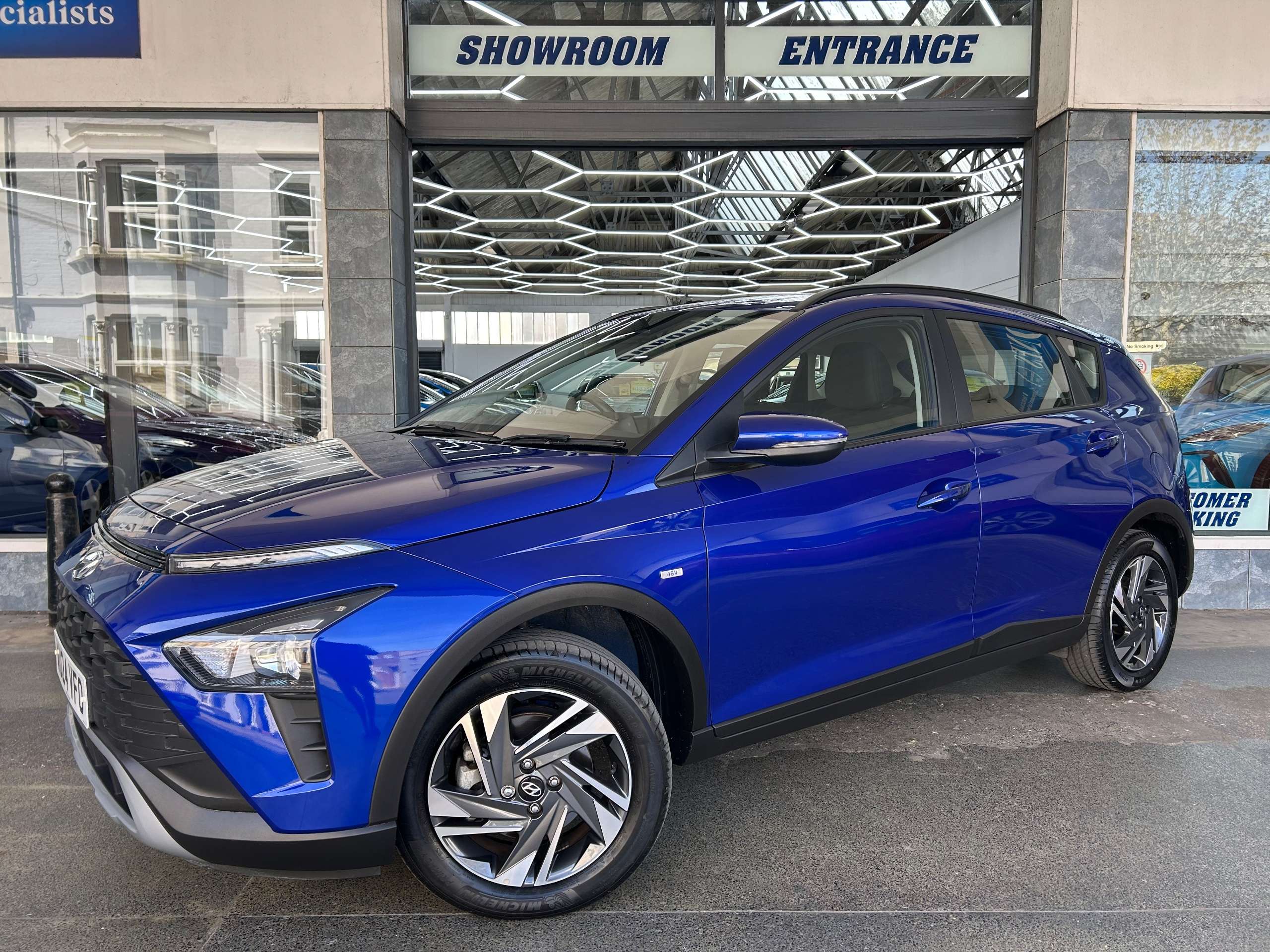A 2024 HYUNDAI BAYON 1.0 T-GDi MHEV SE Connect SUV Petrol Hybrid DCT Euro 6 (s/s) (100 ps) 5dr A 2024 HYUNDAI BAYON 1.0 T-GDi MHEV SE Connect SUV Petrol Hybrid DCT Euro 6 (s/s) (100 ps) 5dr