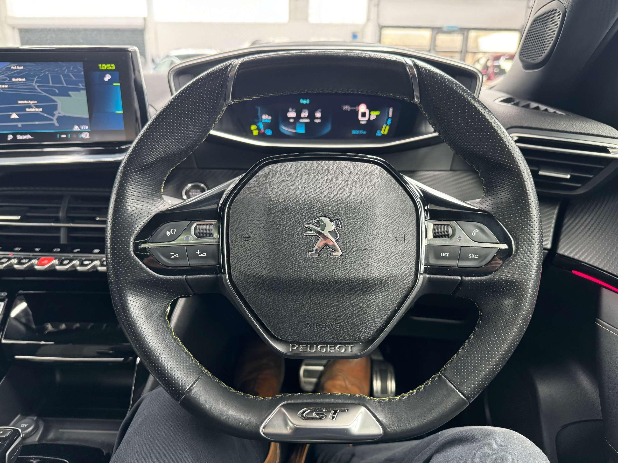 2021 PEUGEOT E-2008 2021 PEUGEOT E-2008