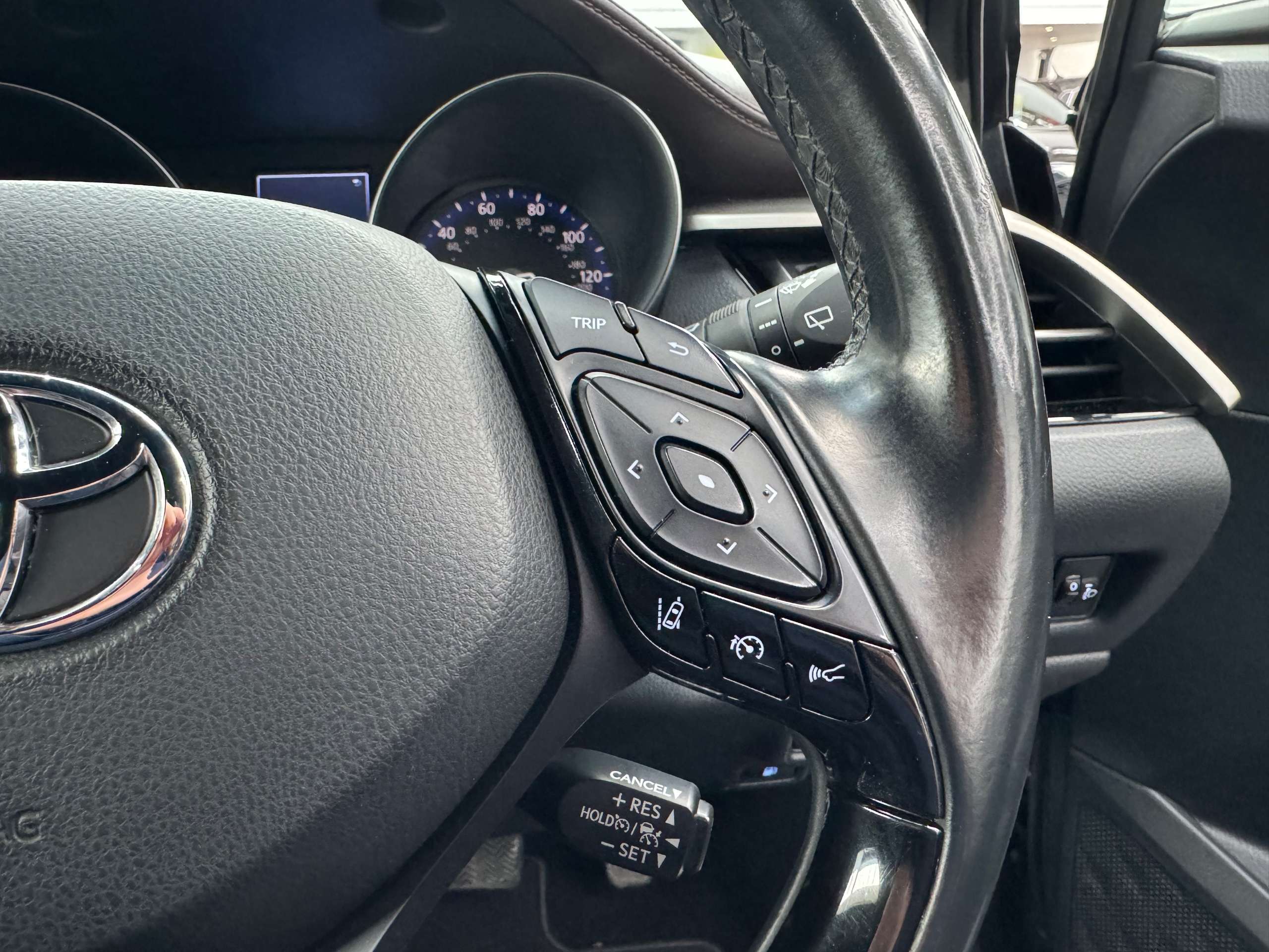 2019 TOYOTA C-HR 2019 TOYOTA C-HR
