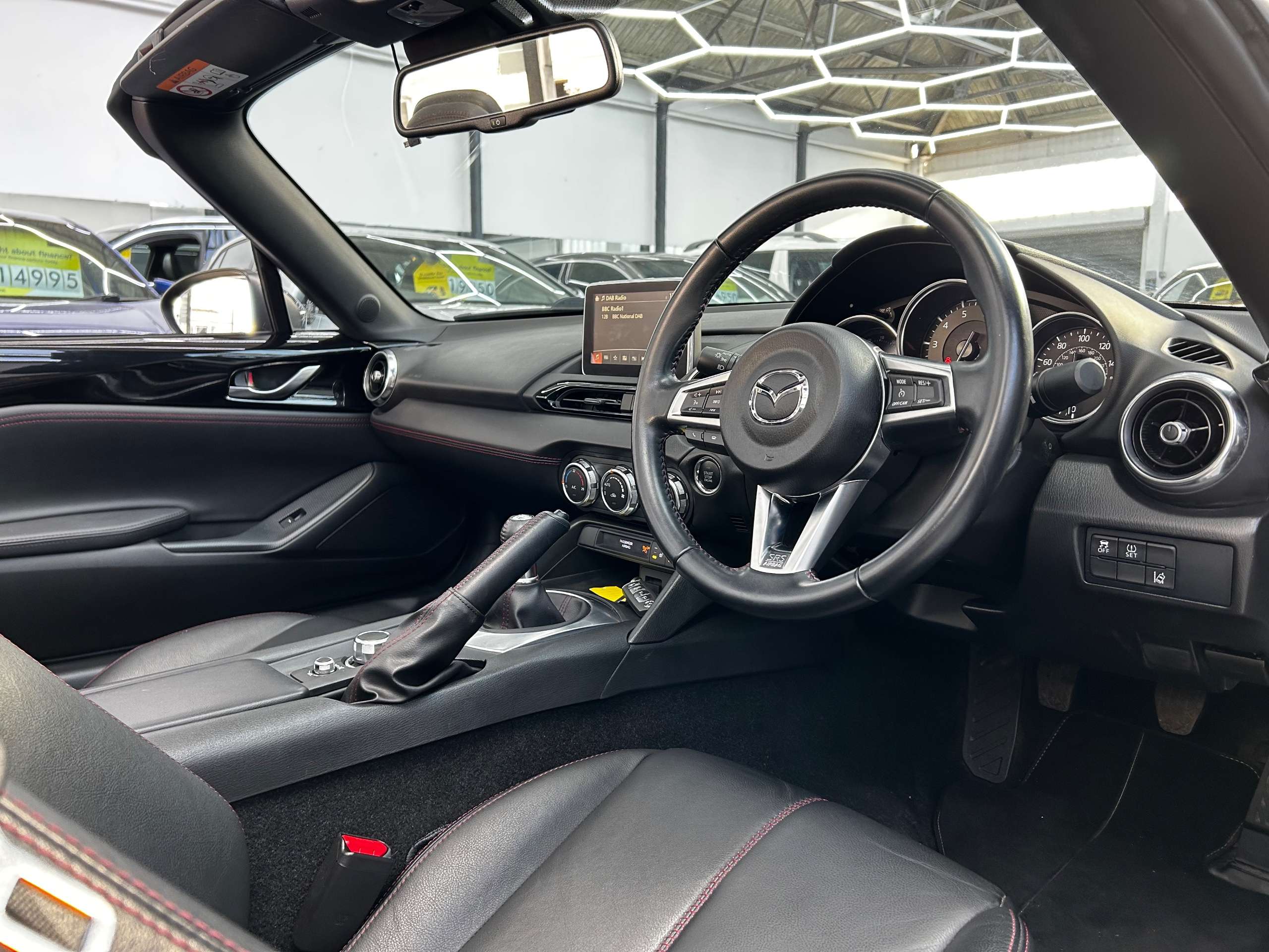 2016 MAZDA MX-5 2016 MAZDA MX-5