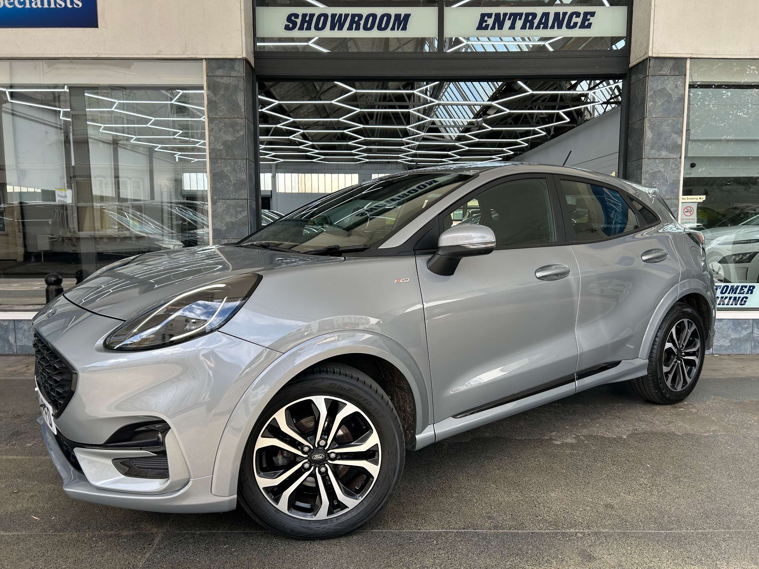 A 2023 FORD PUMA 1.0T EcoBoost MHEV ST-Line SUV Petrol Hybrid Manual Euro 6 (s/s) (125 ps) 5dr A 2023 FORD PUMA 1.0T EcoBoost MHEV ST-Line SUV Petrol Hybrid Manual Euro 6 (s/s) (125 ps) 5dr