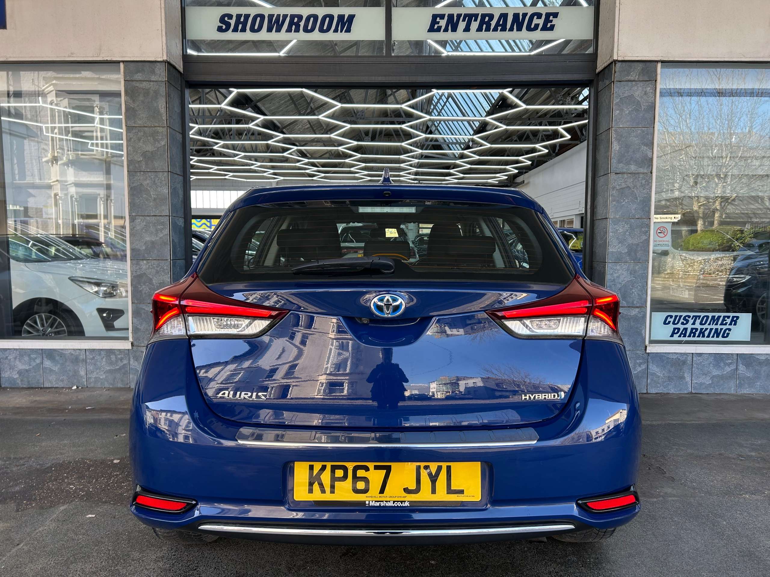 2017 TOYOTA AURIS 2017 TOYOTA AURIS