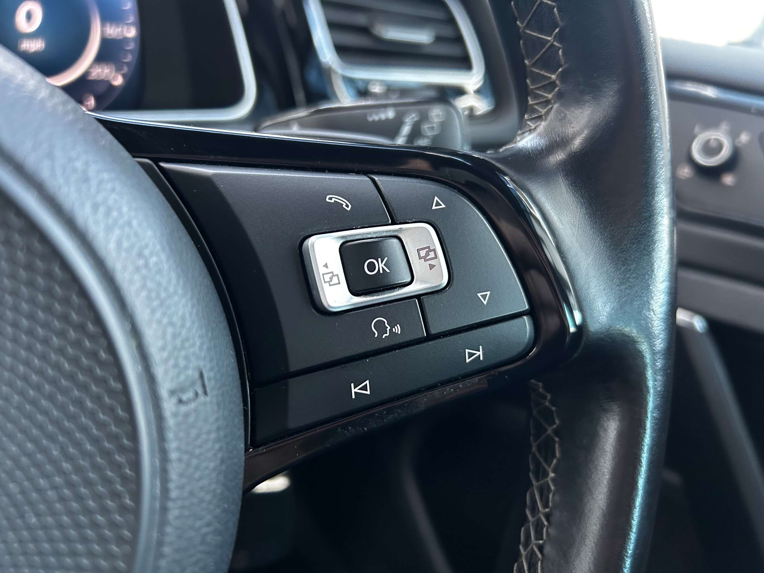 2017 VOLKSWAGEN GOLF 2017 VOLKSWAGEN GOLF