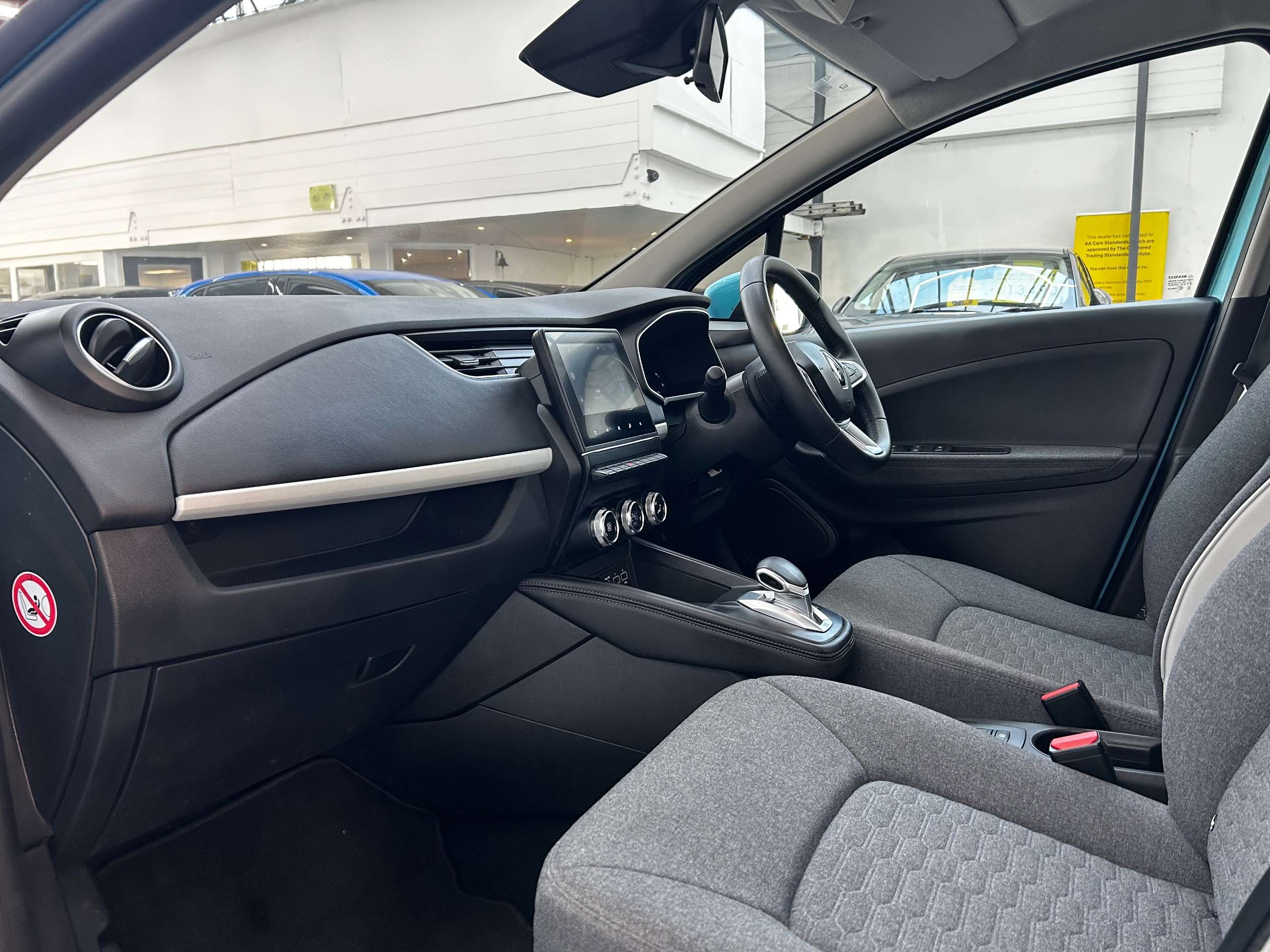 2021 RENAULT ZOE 2021 RENAULT ZOE