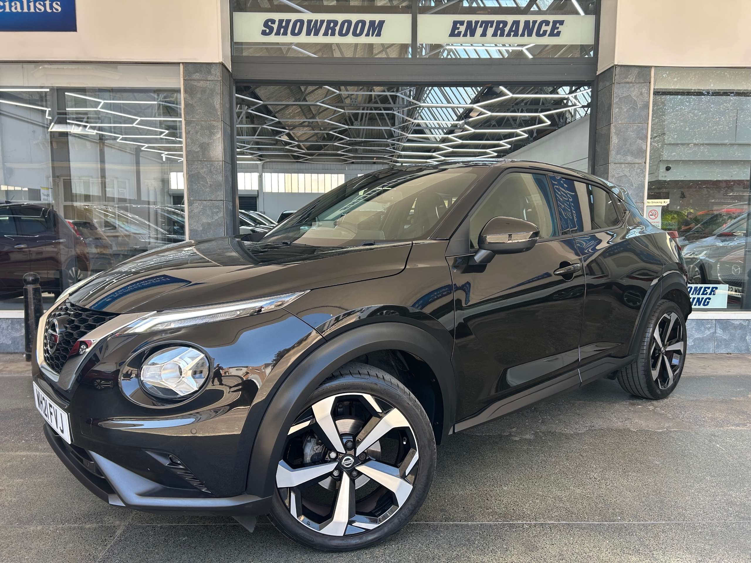 A 2021 NISSAN JUKE 1.0 DIG-T Tekna SUV Petrol Manual Euro 6 (s/s) (114 ps) 5dr A 2021 NISSAN JUKE 1.0 DIG-T Tekna SUV Petrol Manual Euro 6 (s/s) (114 ps) 5dr