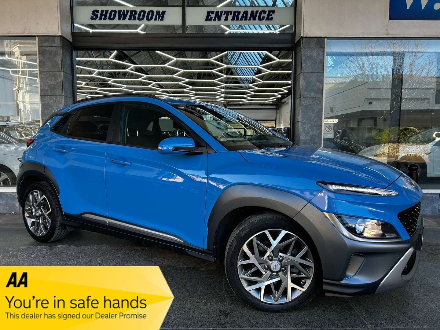 A 2021 HYUNDAI KONA 1.6 h-GDi Premium SUV Petrol Hybrid DCT Euro 6 (s/s) (141 ps) 5dr A 2021 HYUNDAI KONA 1.6 h-GDi Premium SUV Petrol Hybrid DCT Euro 6 (s/s) (141 ps) 5dr