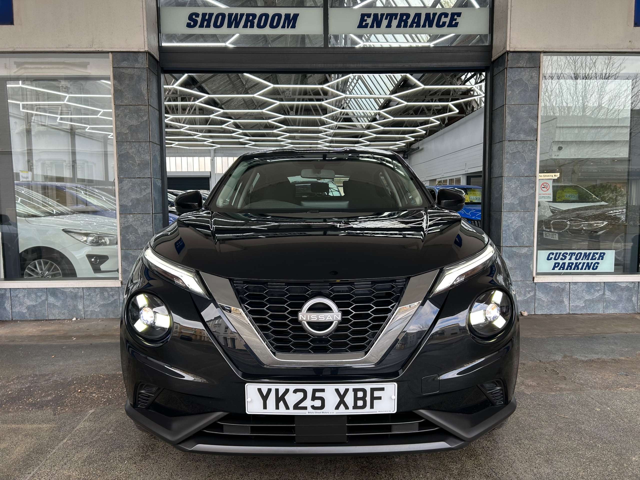 A 2025 NISSAN JUKE 1.0 DIG-T Acenta Premium SUV Petrol Manual Euro 6 (s/s) (114 ps) 5dr A 2025 NISSAN JUKE 1.0 DIG-T Acenta Premium SUV Petrol Manual Euro 6 (s/s) (114 ps) 5dr