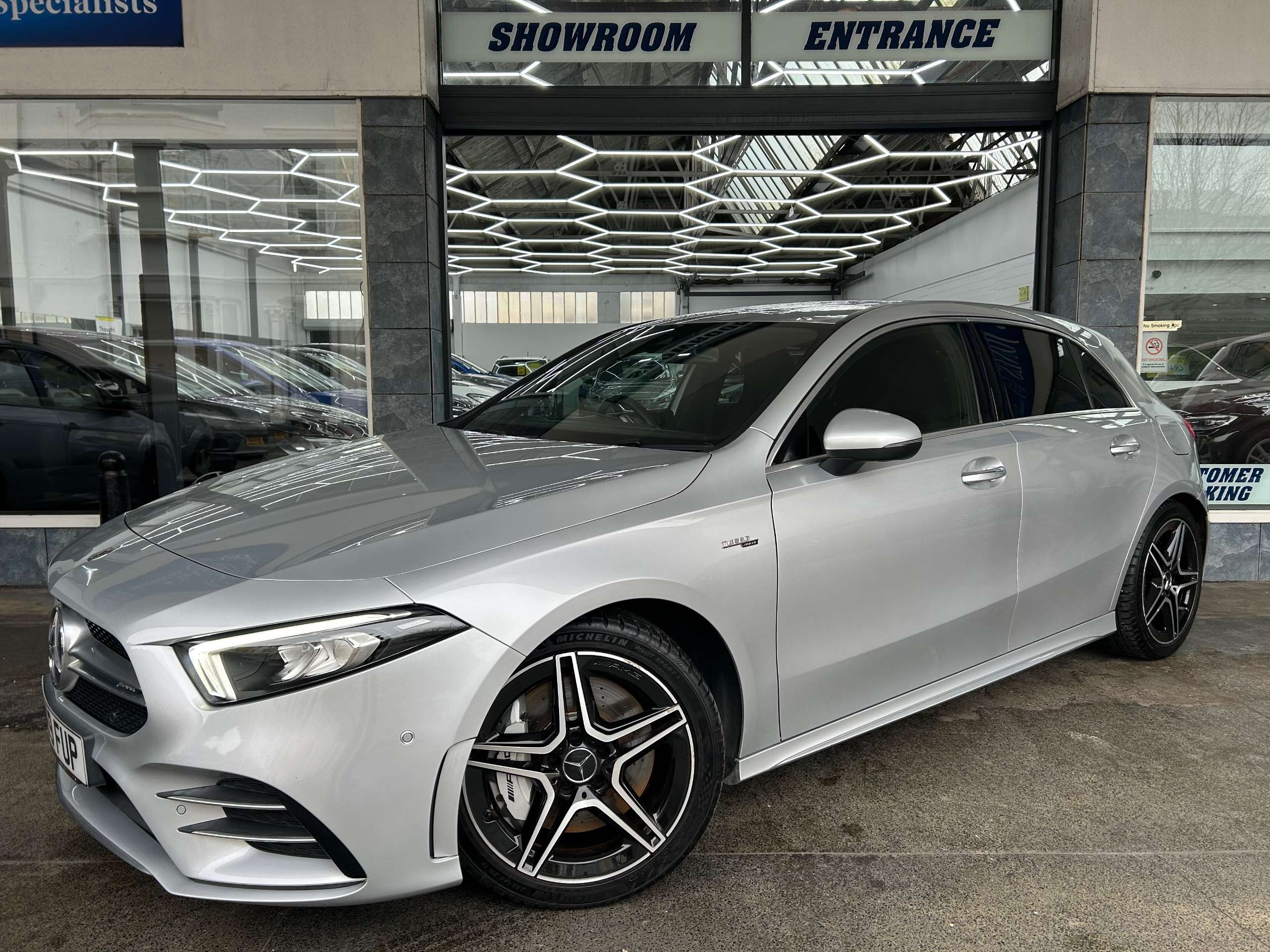 A 2019 MERCEDES-BENZ A CLASS 2.0 A35 AMG (Premium) Hatchback Petrol SpdS DCT 4MATIC Euro 6 (s/s) (306 ps) 5dr A 2019 MERCEDES-BENZ A CLASS 2.0 A35 AMG (Premium) Hatchback Petrol SpdS DCT 4MATIC Euro 6 (s/s) (306 ps) 5dr