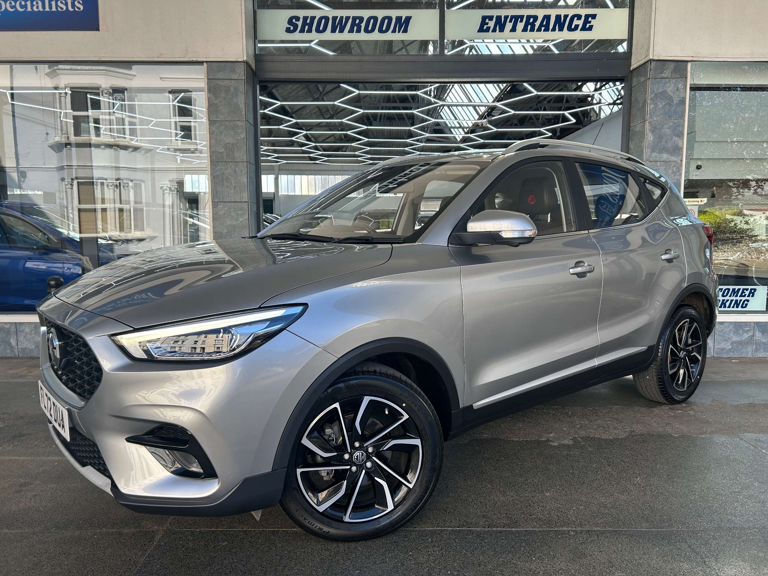 A 2022 MG ZS 1.0 T-GDI Exclusive SUV Petrol Auto Euro 6 (111 ps) 5dr A 2022 MG ZS 1.0 T-GDI Exclusive SUV Petrol Auto Euro 6 (111 ps) 5dr