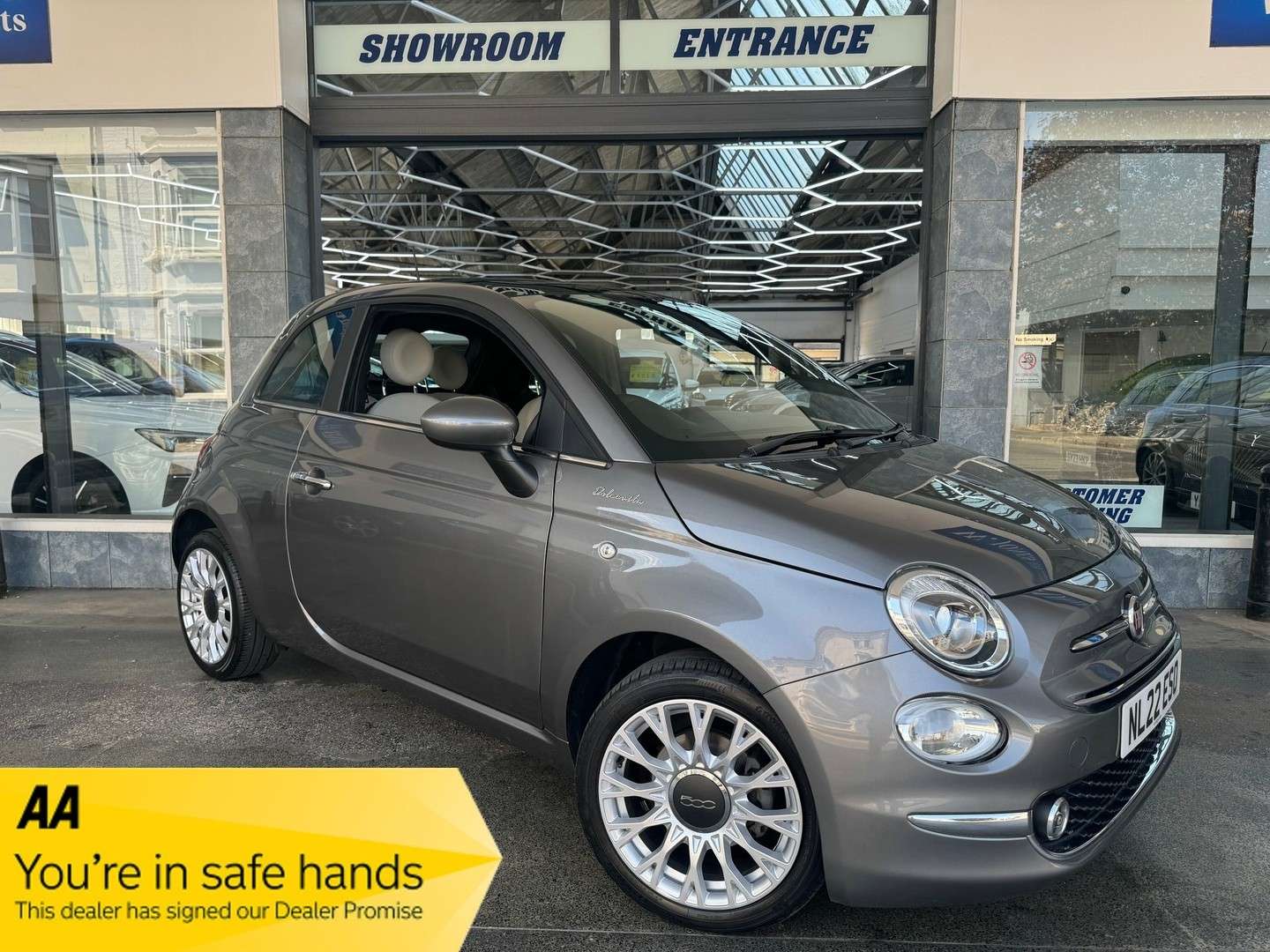 A 2022 FIAT 500 1.0 MHEV Dolcevita Plus Hatchback Petrol Manual Euro 6 (s/s) (70 bhp) 3dr A 2022 FIAT 500 1.0 MHEV Dolcevita Plus Hatchback Petrol Manual Euro 6 (s/s) (70 bhp) 3dr
