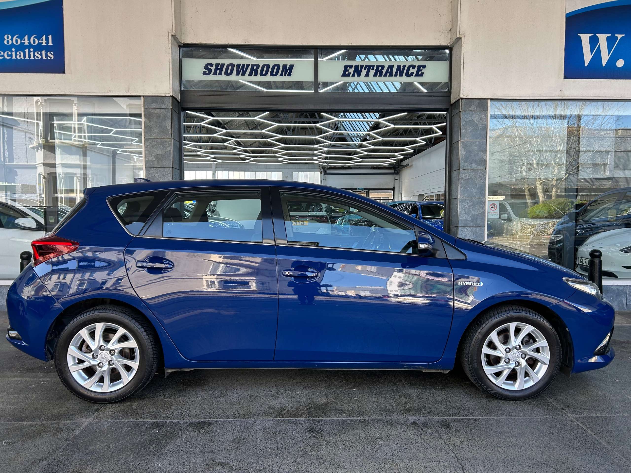 2017 TOYOTA AURIS 2017 TOYOTA AURIS