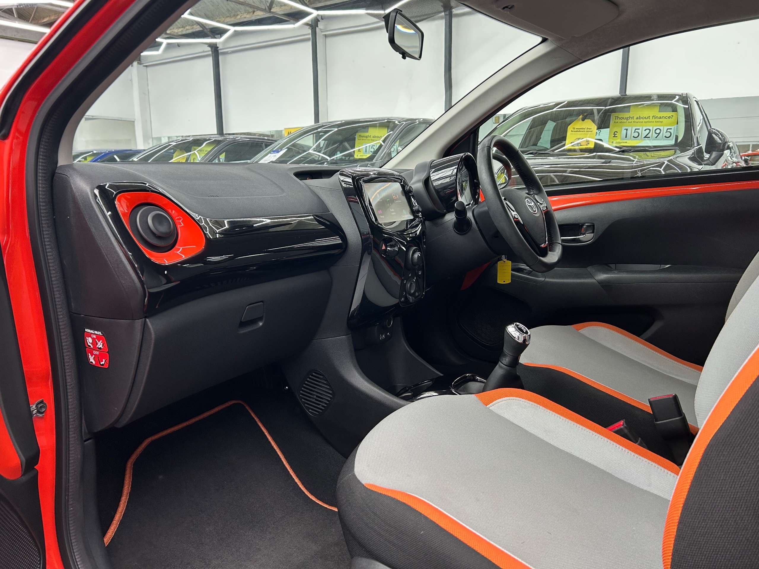 2015 TOYOTA AYGO 2015 TOYOTA AYGO