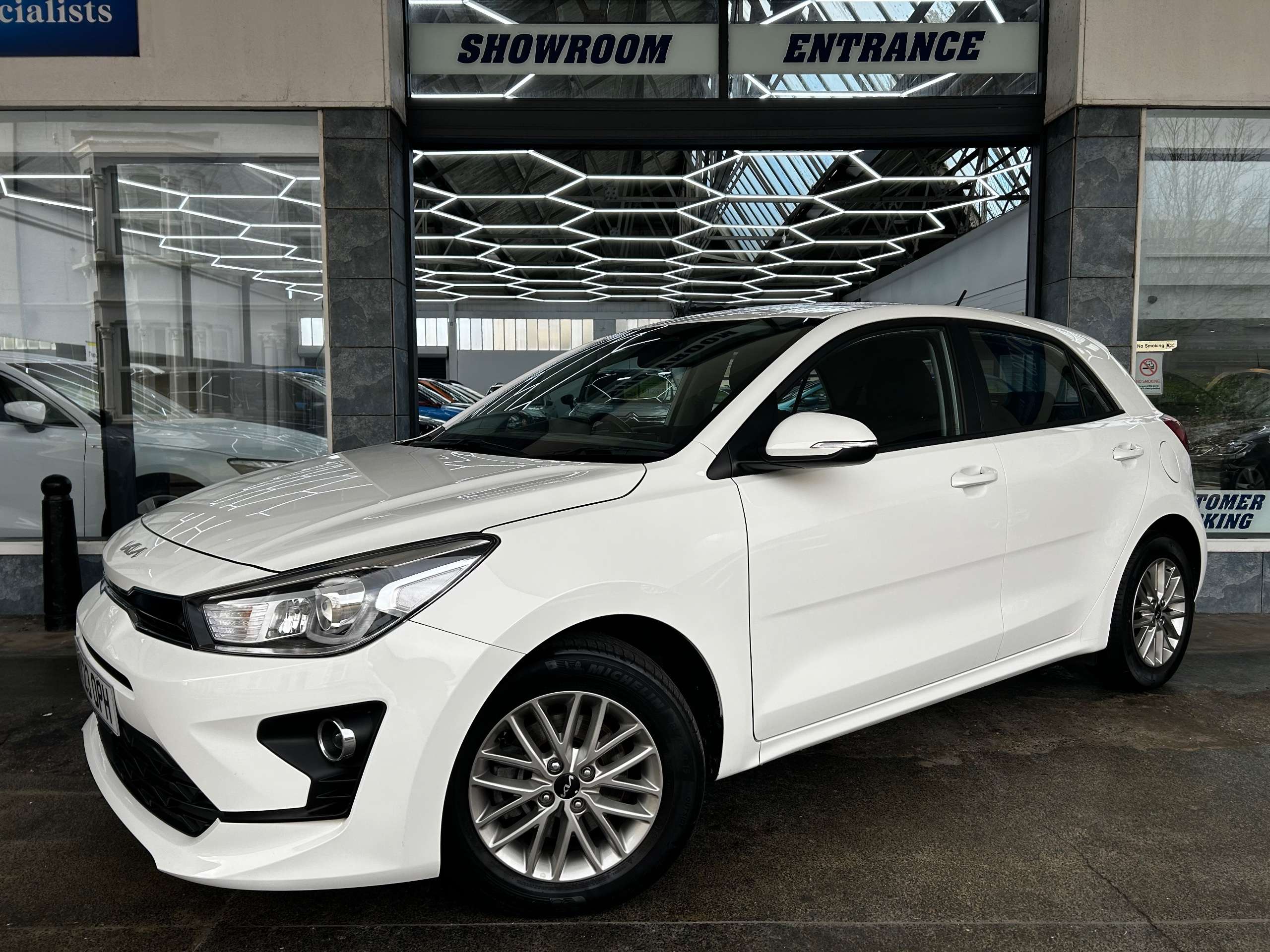 A 2023 KIA RIO 1.2 2 Hatchback Petrol Manual Euro 6 (s/s) (83 bhp) 5dr A 2023 KIA RIO 1.2 2 Hatchback Petrol Manual Euro 6 (s/s) (83 bhp) 5dr