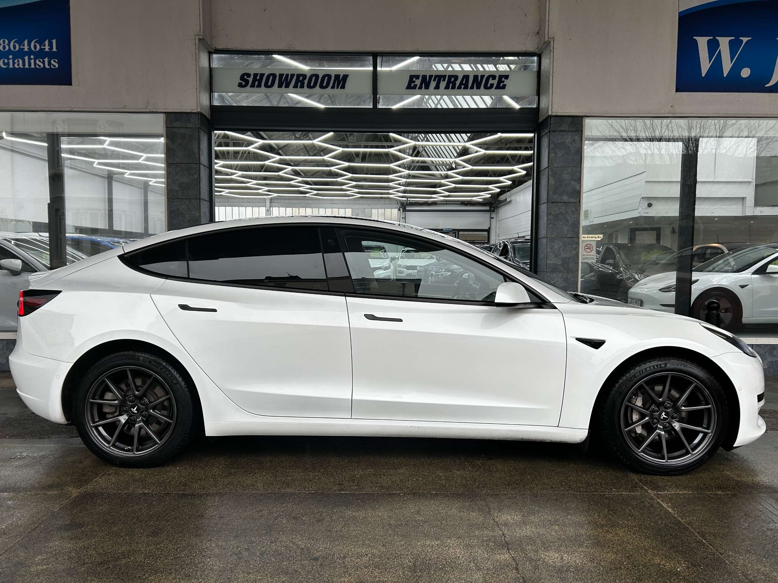 2021 TESLA MODEL 3 2021 TESLA MODEL 3