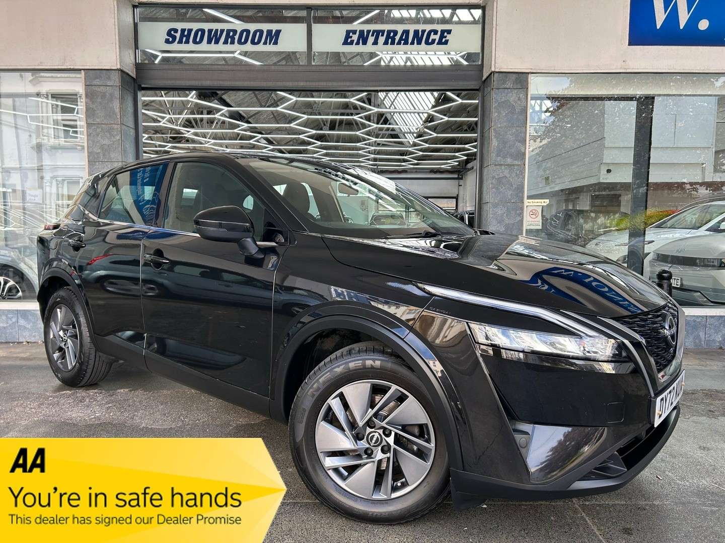 A 2022 NISSAN QASHQAI 1.3 DIG-T MHEV Acenta Premium SUV Petrol Hybrid Manual Euro 6 (s/s) (140 ps) 5dr A 2022 NISSAN QASHQAI 1.3 DIG-T MHEV Acenta Premium SUV Petrol Hybrid Manual Euro 6 (s/s) (140 ps) 5dr