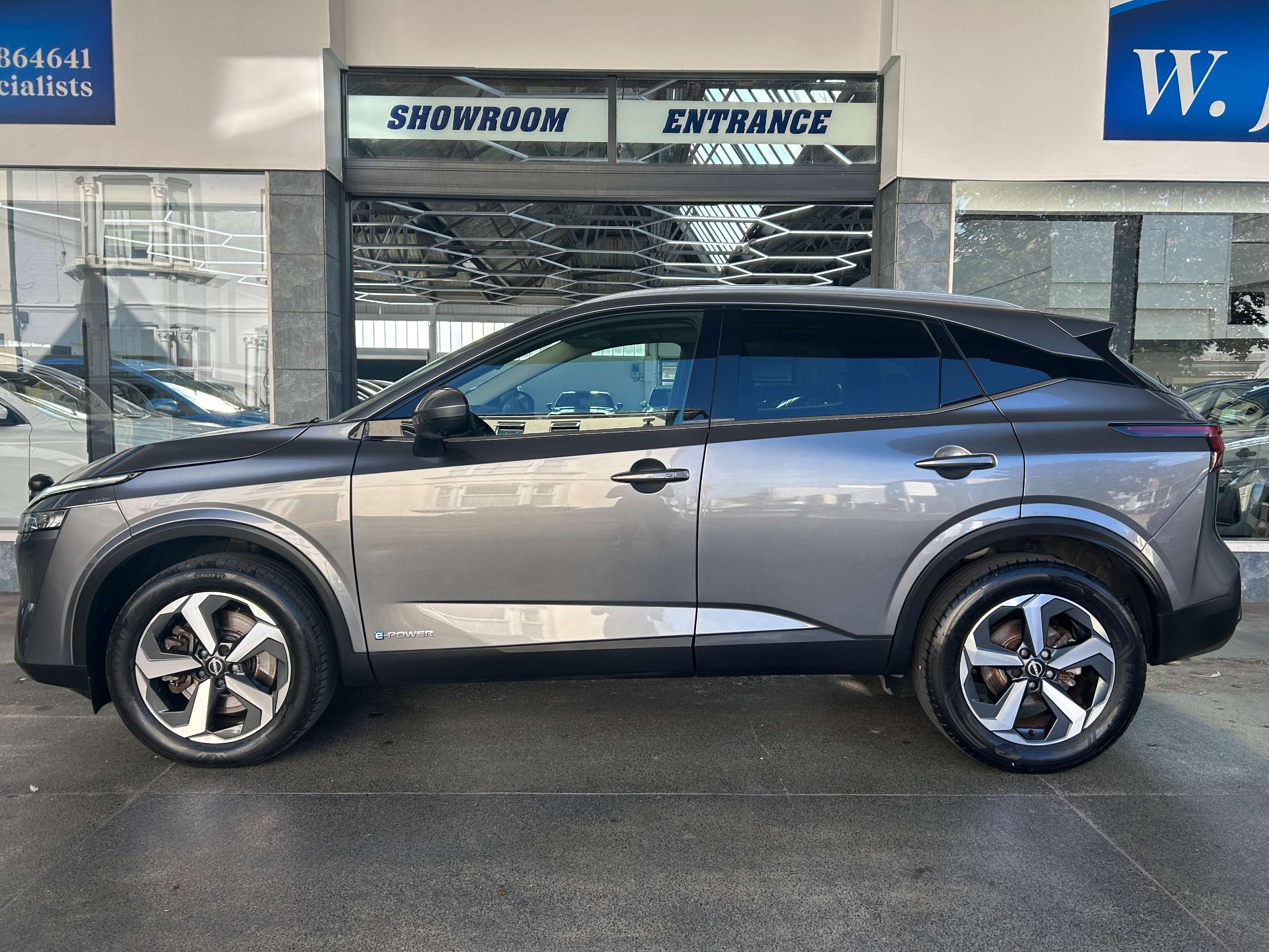 A 2024 NISSAN QASHQAI 1.5 h e-POWER N-Connecta SUV Petrol Hybrid Auto Euro 6 (s/s) (190 ps) 5dr A 2024 NISSAN QASHQAI 1.5 h e-POWER N-Connecta SUV Petrol Hybrid Auto Euro 6 (s/s) (190 ps) 5dr