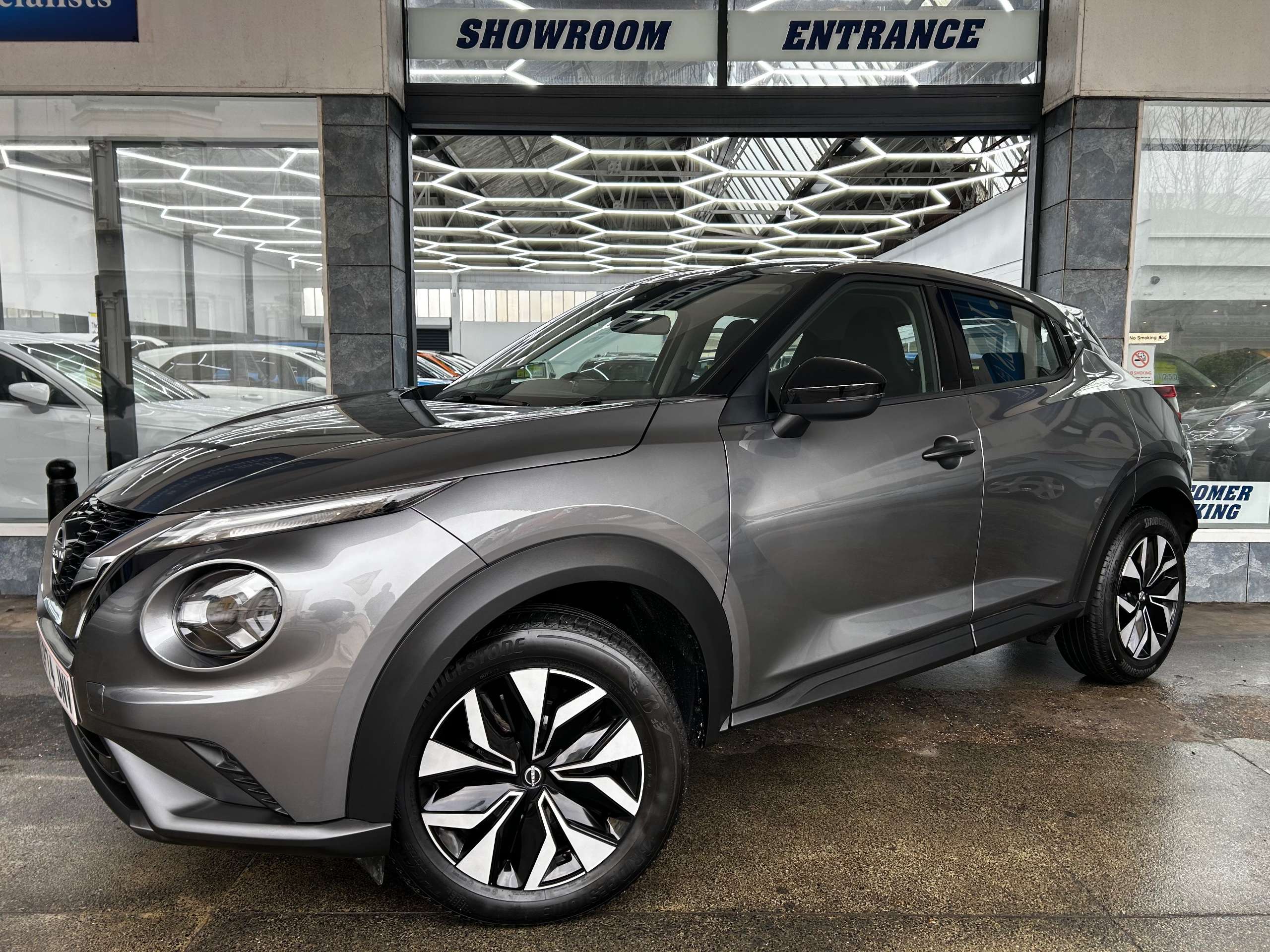 A 2025 NISSAN JUKE 1.0 DIG-T Acenta Premium SUV Petrol DCT Auto Euro 6 (s/s) (114 ps) 5dr A 2025 NISSAN JUKE 1.0 DIG-T Acenta Premium SUV Petrol DCT Auto Euro 6 (s/s) (114 ps) 5dr