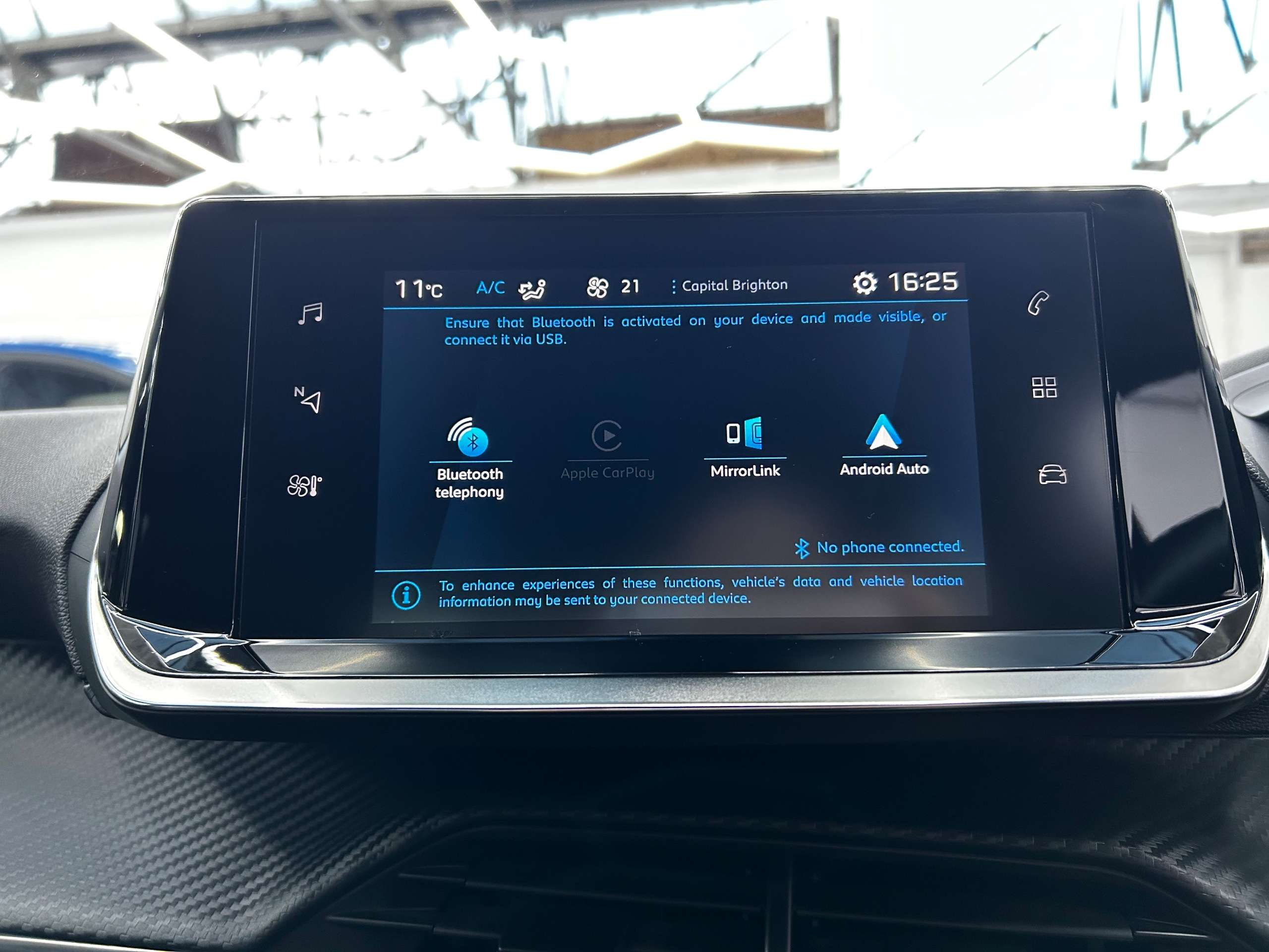 2021 PEUGEOT 208 2021 PEUGEOT 208