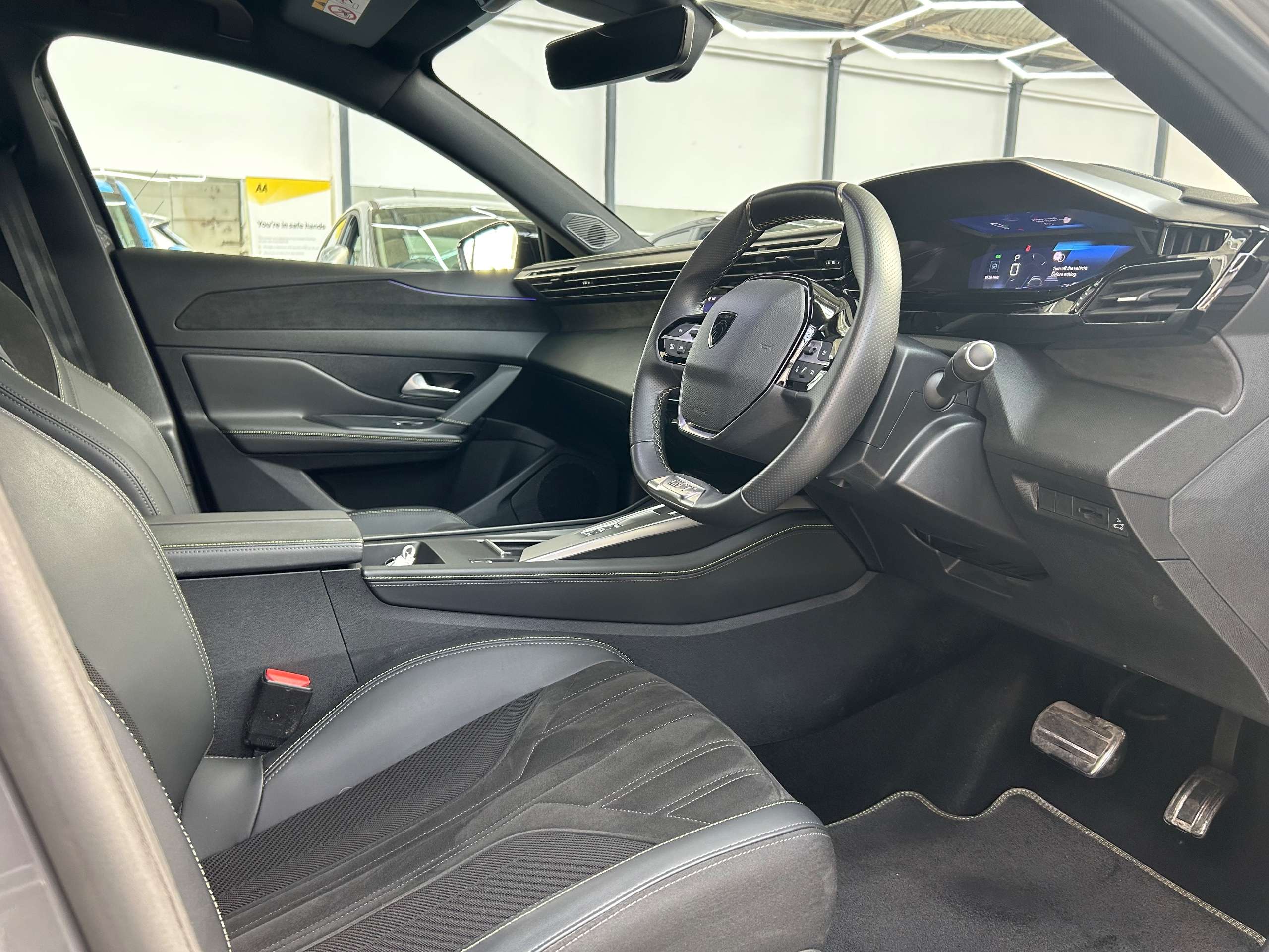 2024 PEUGEOT 408 2024 PEUGEOT 408