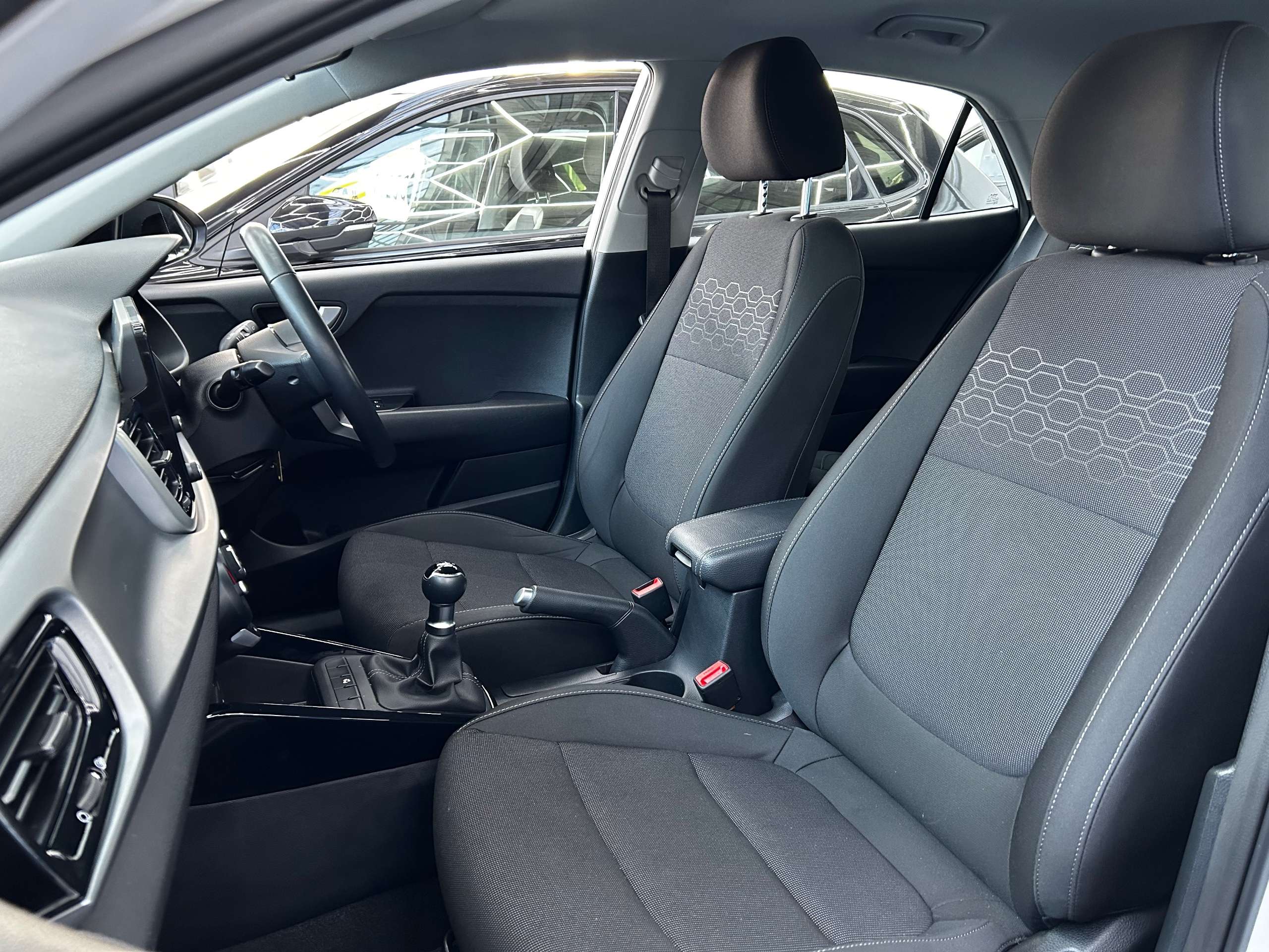 2023 KIA RIO 2023 KIA RIO