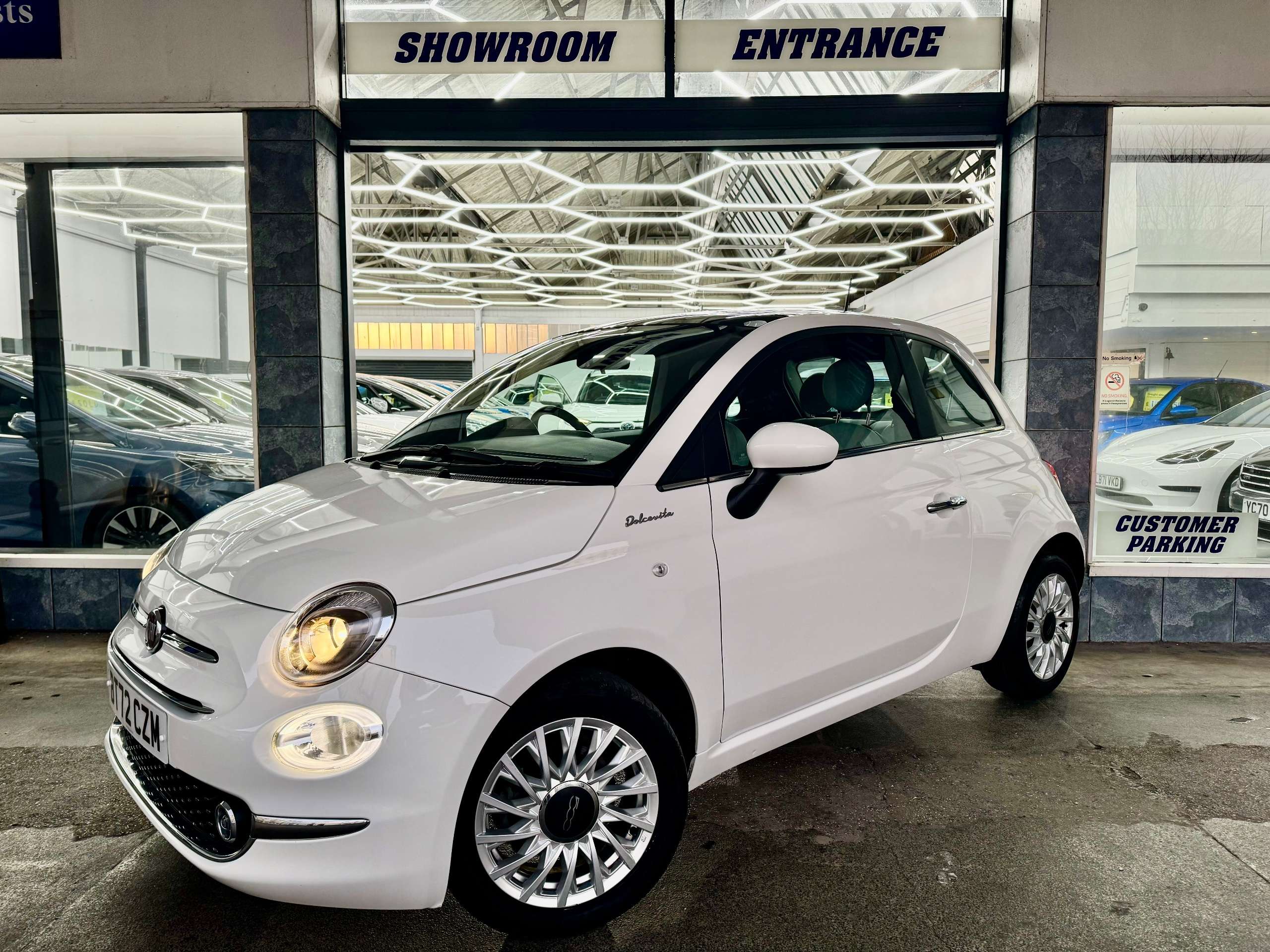 A 2023 FIAT 500 1.0 MHEV Dolcevita Hatchback Petrol Manual Euro 6 (s/s) (70 bhp) 3dr A 2023 FIAT 500 1.0 MHEV Dolcevita Hatchback Petrol Manual Euro 6 (s/s) (70 bhp) 3dr