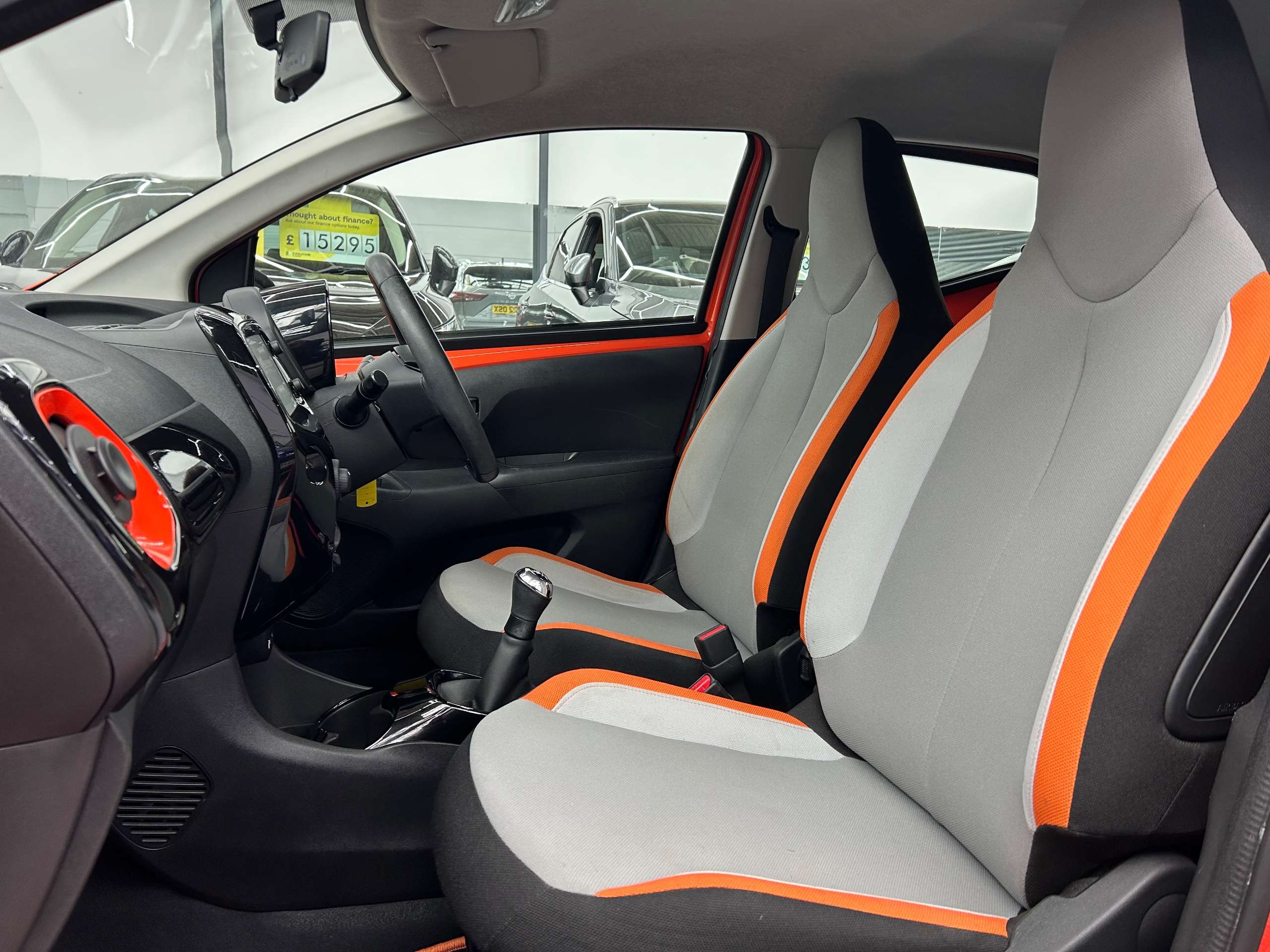 2015 TOYOTA AYGO 2015 TOYOTA AYGO