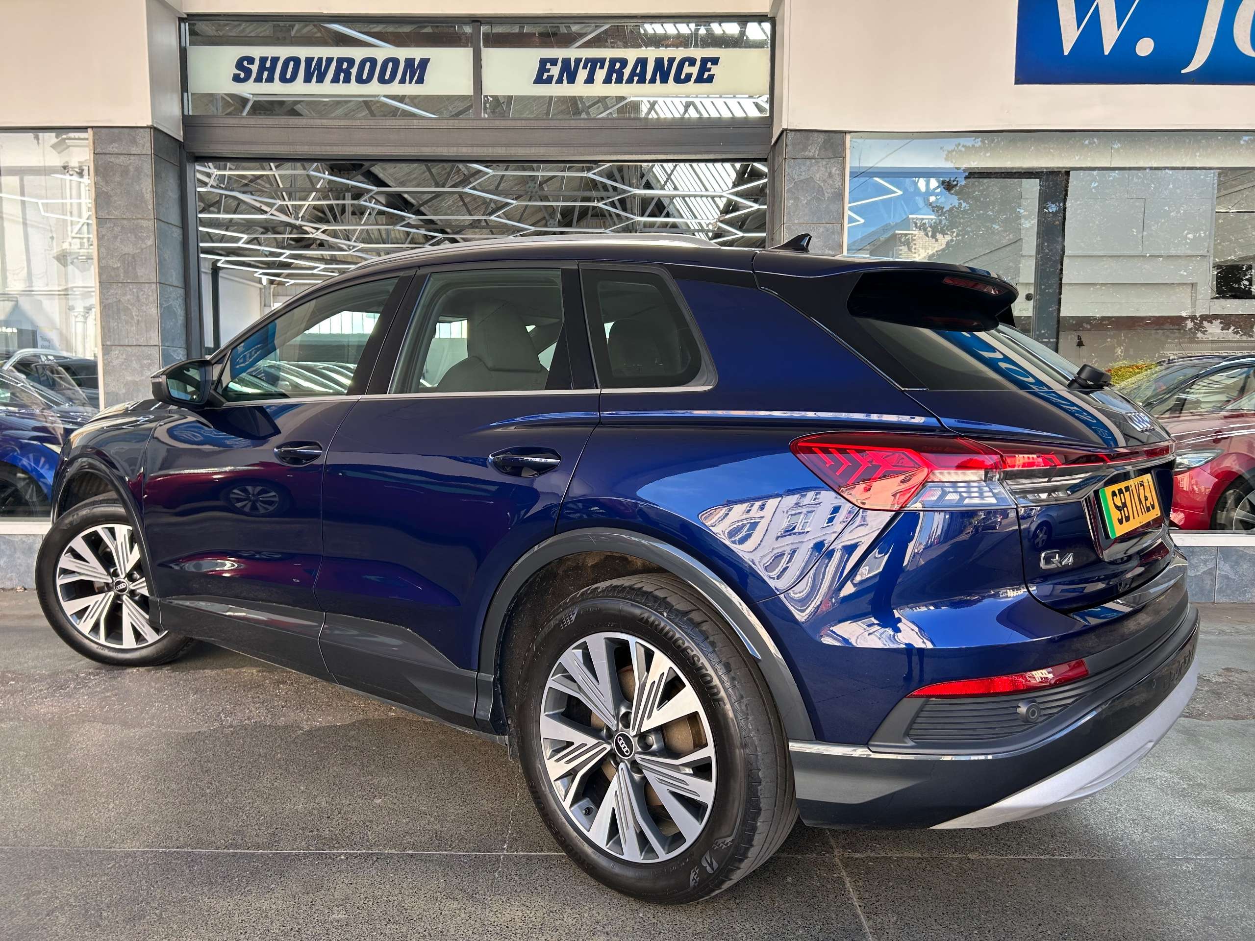 2022 AUDI Q4 E-TRON 2022 AUDI Q4 E-TRON