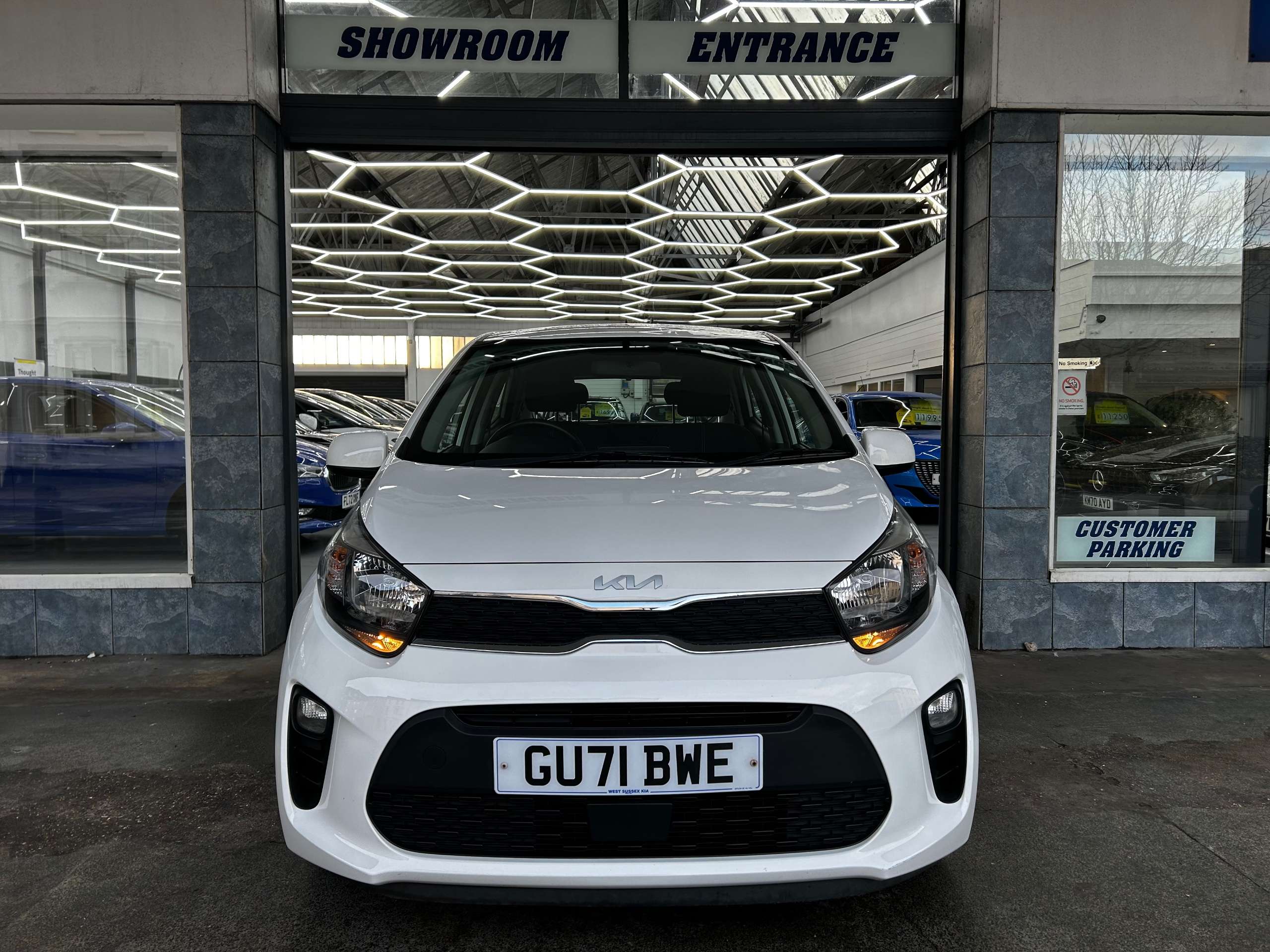 A 2021 KIA PICANTO 1.0 DPi 2 Hatchback Petrol Manual Euro 6 (s/s) (66 bhp) 5dr A 2021 KIA PICANTO 1.0 DPi 2 Hatchback Petrol Manual Euro 6 (s/s) (66 bhp) 5dr