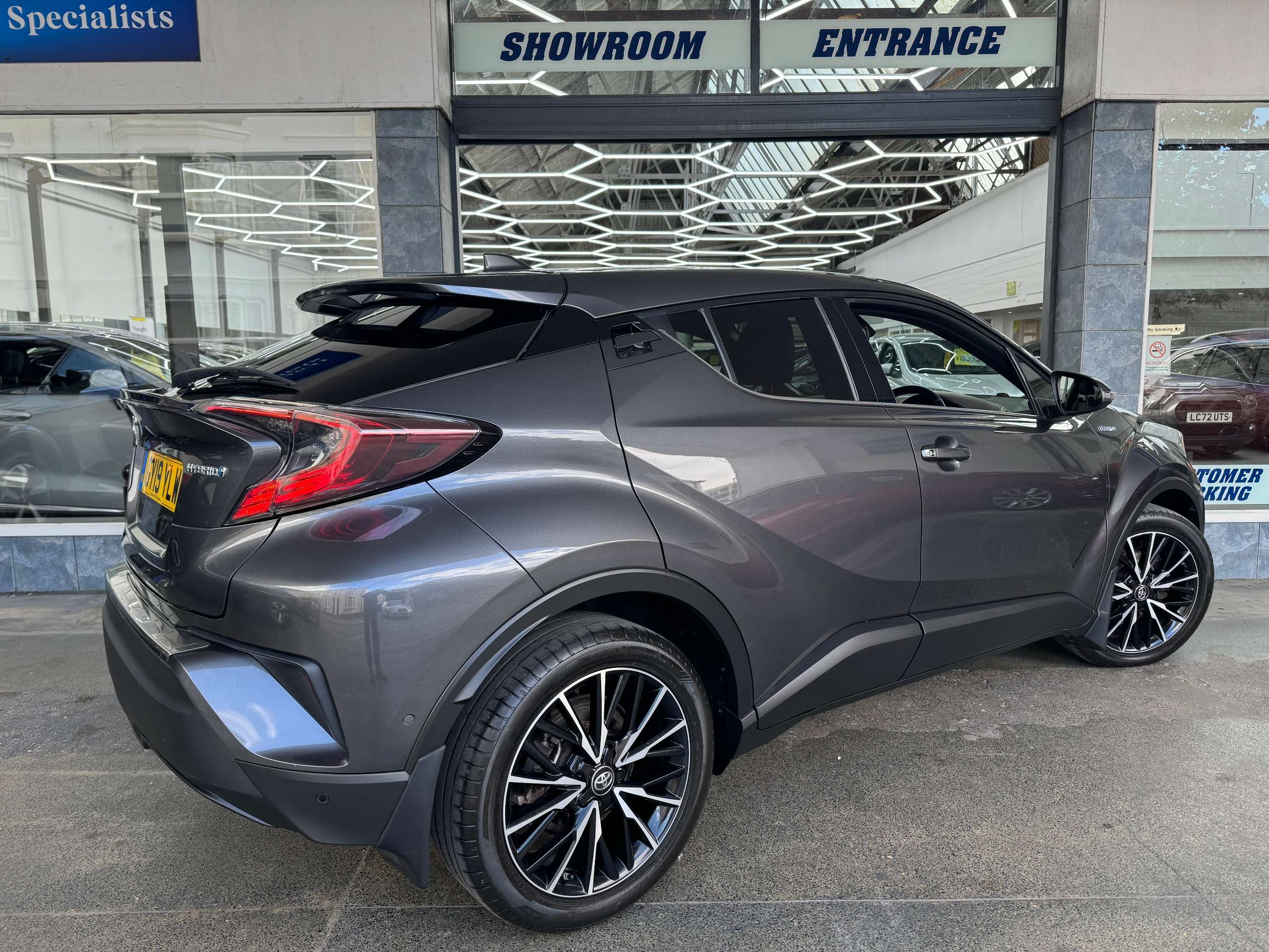 2019 TOYOTA C-HR 2019 TOYOTA C-HR