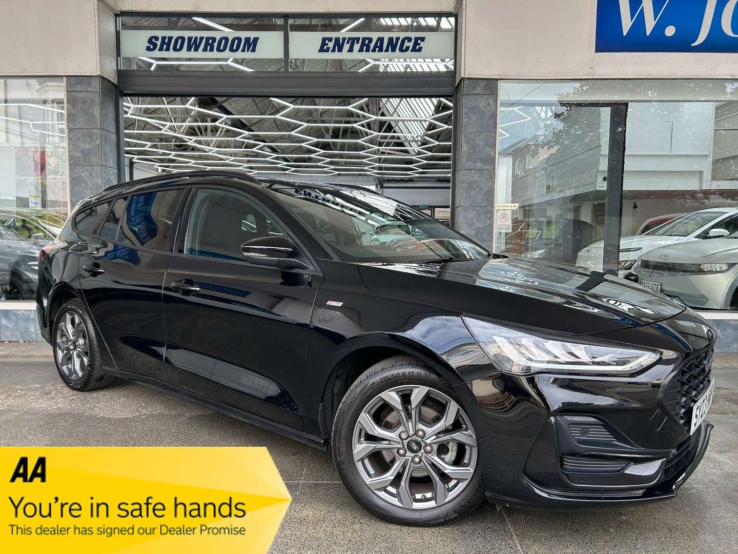 A 2023 FORD FOCUS 1.0T EcoBoost MHEV ST-Line Estate Petrol Hybrid DCT Euro 6 (s/s) (125 ps) 5dr A 2023 FORD FOCUS 1.0T EcoBoost MHEV ST-Line Estate Petrol Hybrid DCT Euro 6 (s/s) (125 ps) 5dr