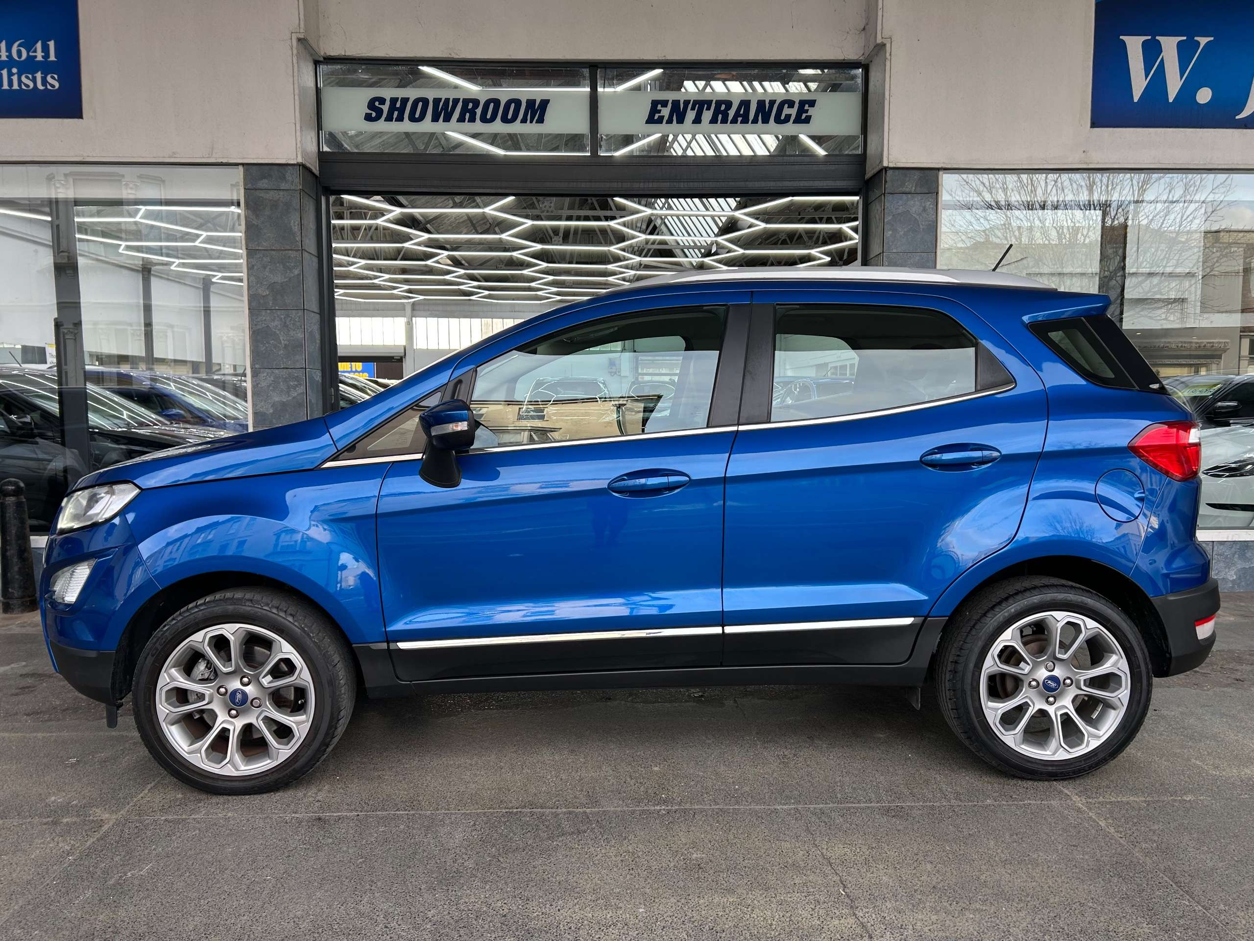 A 2019 FORD ECOSPORT 1.0T EcoBoost GPF Titanium SUV Petrol Manual Euro 6 (s/s) (125 ps) 5dr A 2019 FORD ECOSPORT 1.0T EcoBoost GPF Titanium SUV Petrol Manual Euro 6 (s/s) (125 ps) 5dr