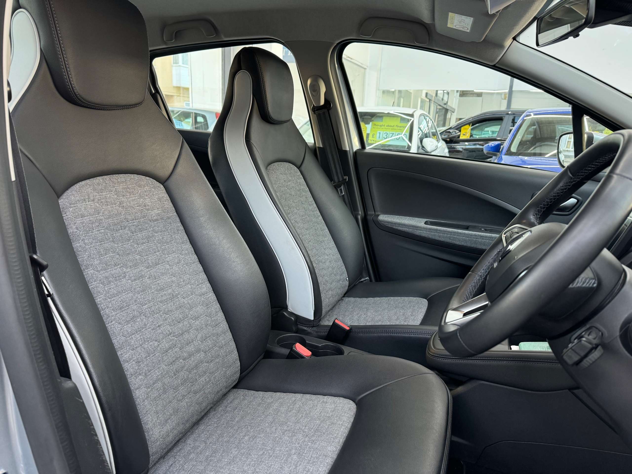 2021 RENAULT ZOE 2021 RENAULT ZOE