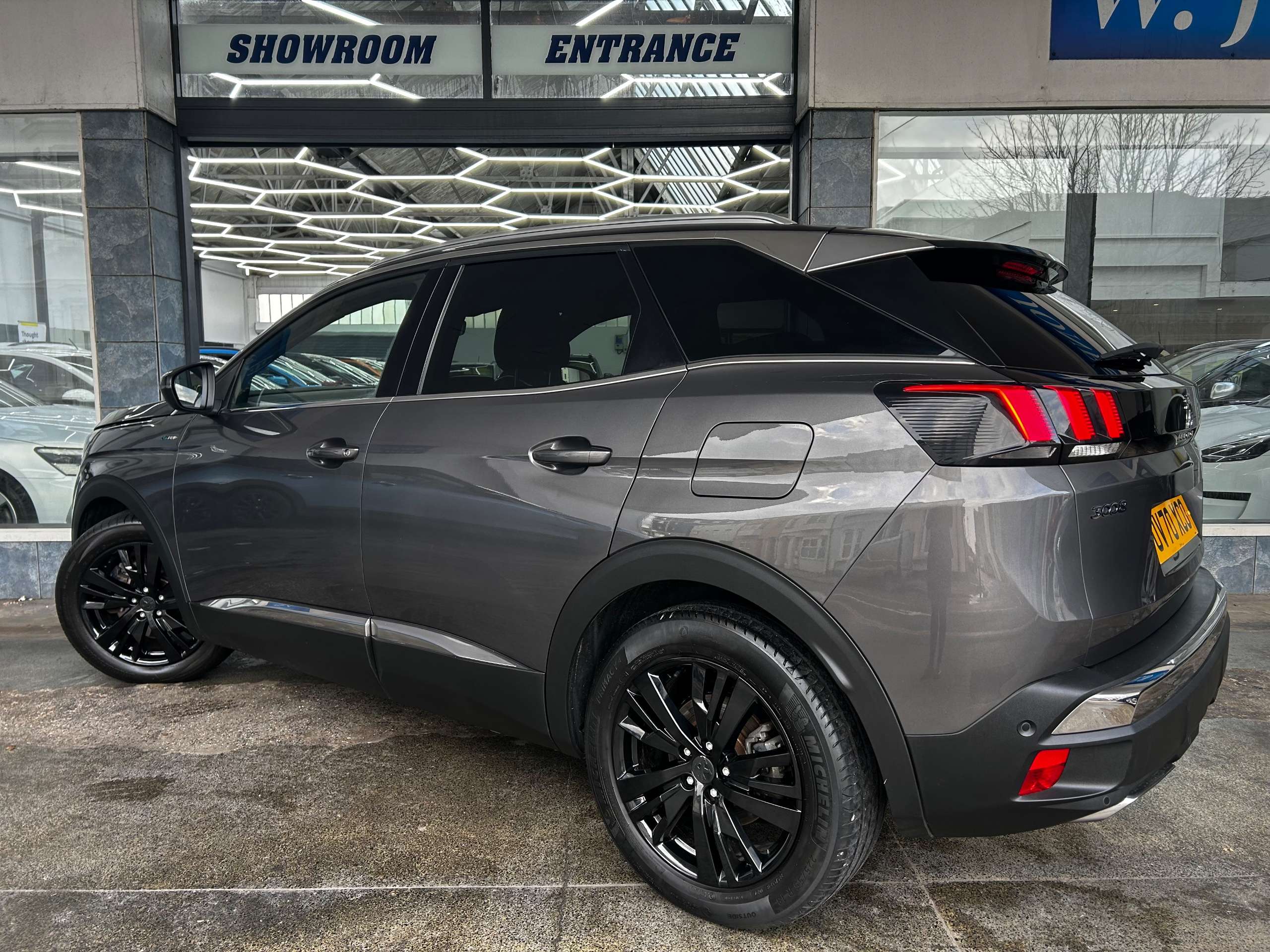 2020 PEUGEOT 3008 2020 PEUGEOT 3008