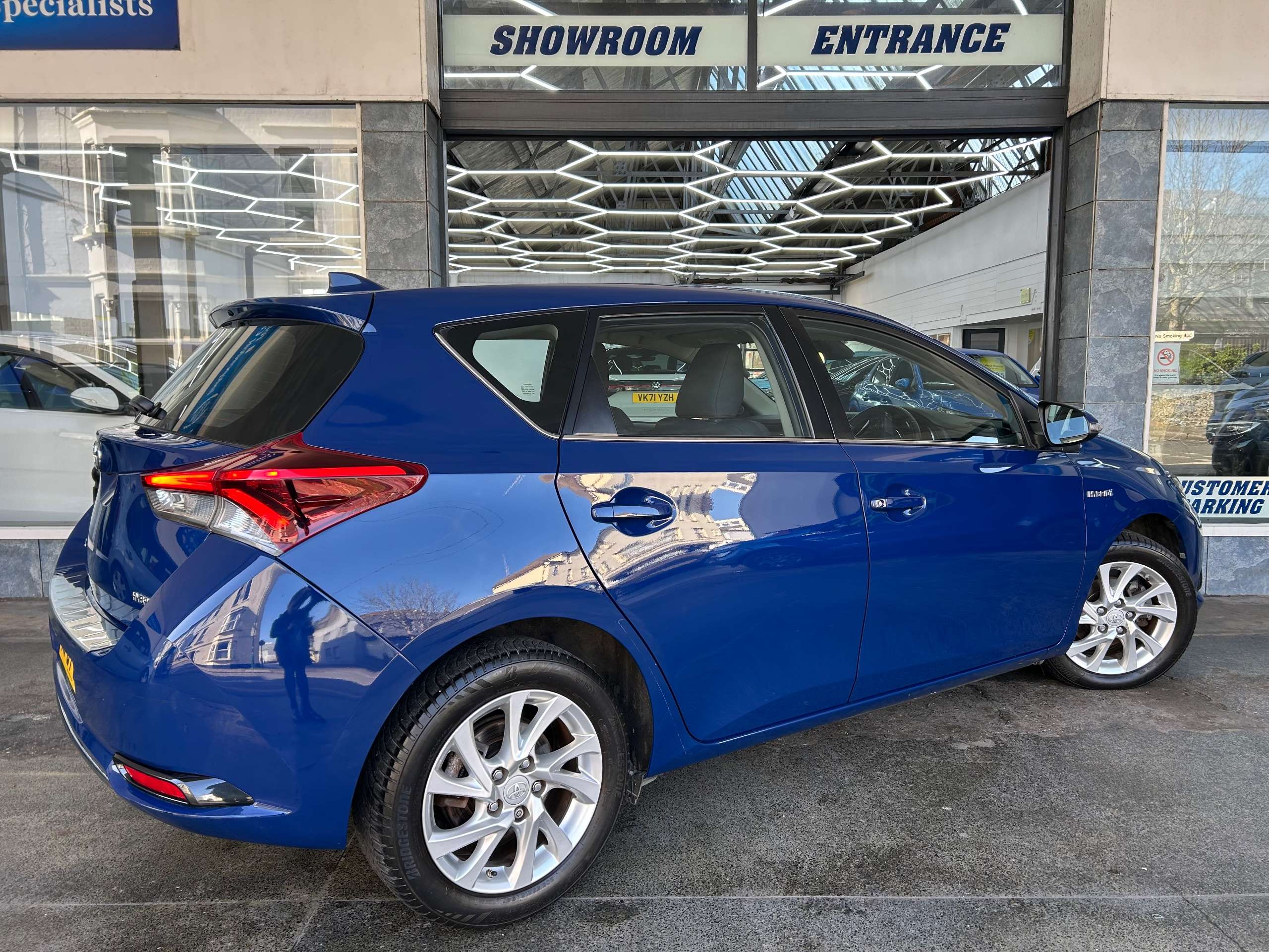 2017 TOYOTA AURIS 2017 TOYOTA AURIS