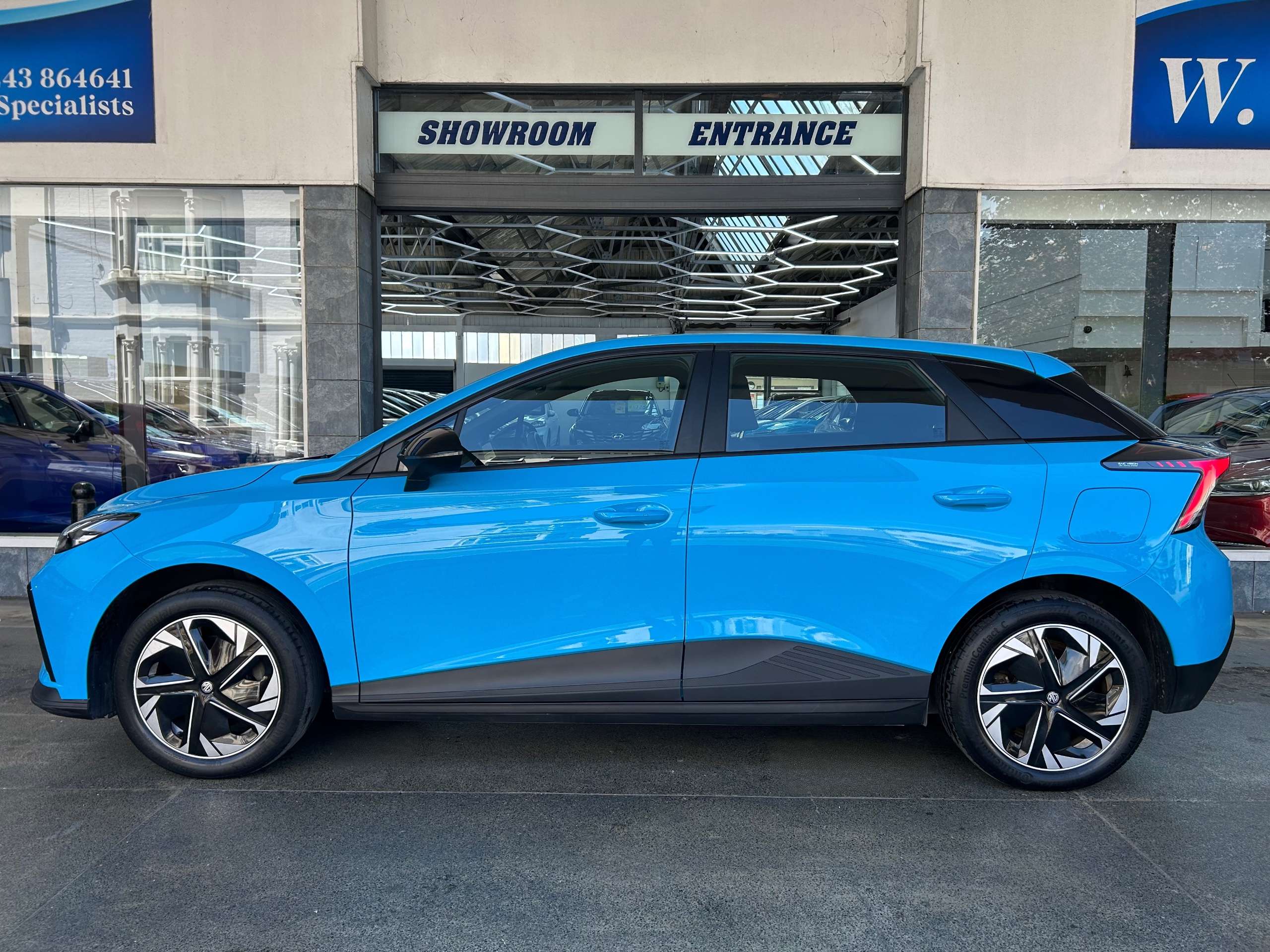 A 2023 MG MG4 51kWh SE Hatchback Electric Auto (170 ps) 5dr A 2023 MG MG4 51kWh SE Hatchback Electric Auto (170 ps) 5dr