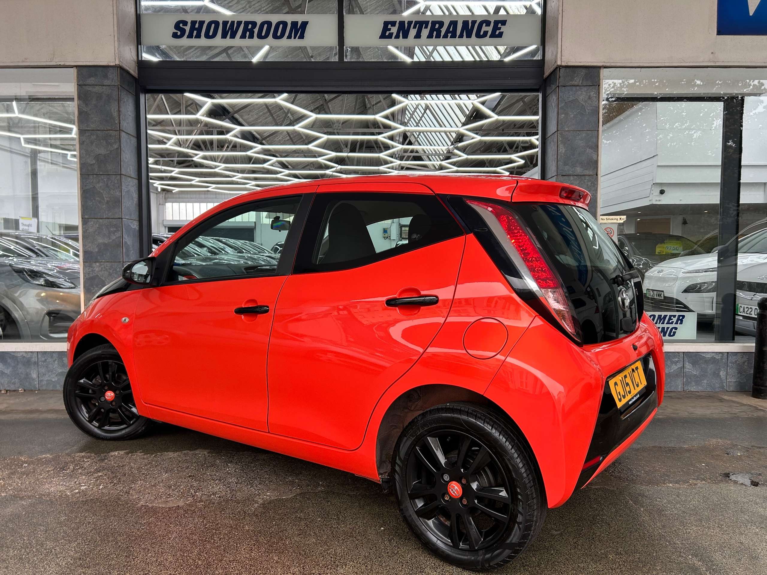 2015 TOYOTA AYGO 2015 TOYOTA AYGO